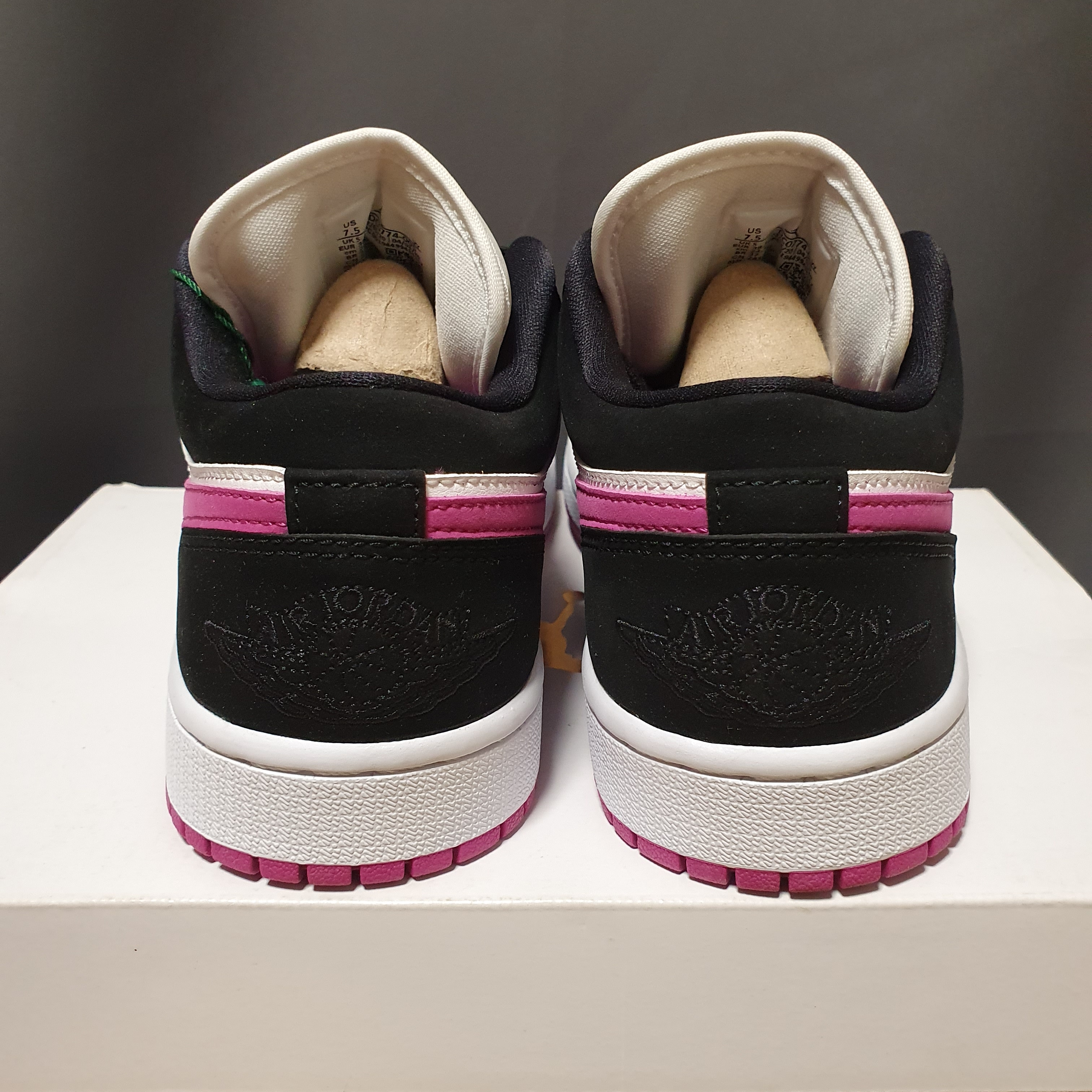 (W) Jordan 1 Low Cactus Flower 착용 스타일 - 3