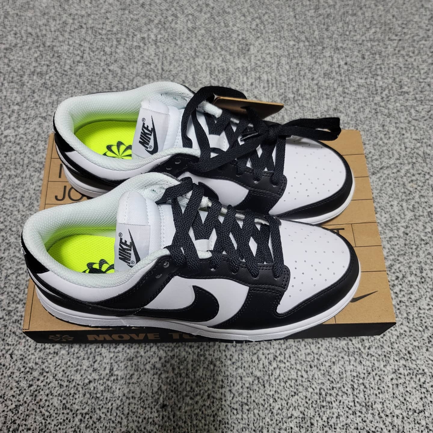 (W) Nike Dunk Low Next Nature Black 착용 스타일 - 1