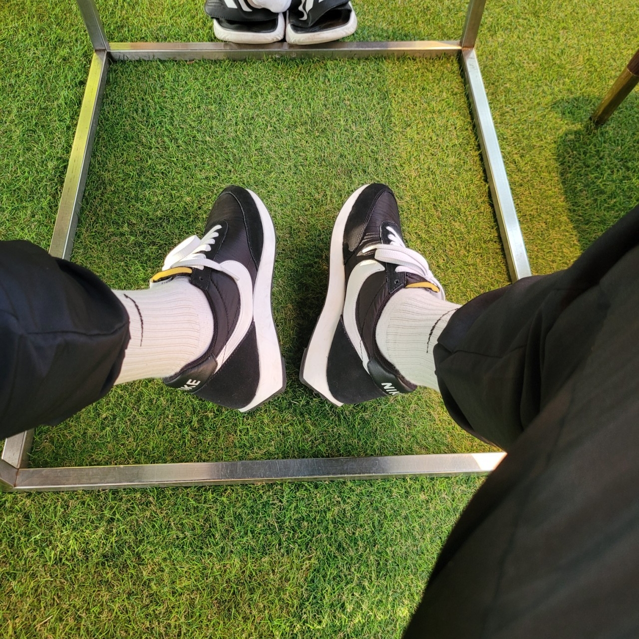 Nike Air Tailwind 79 Black White 착용 스타일