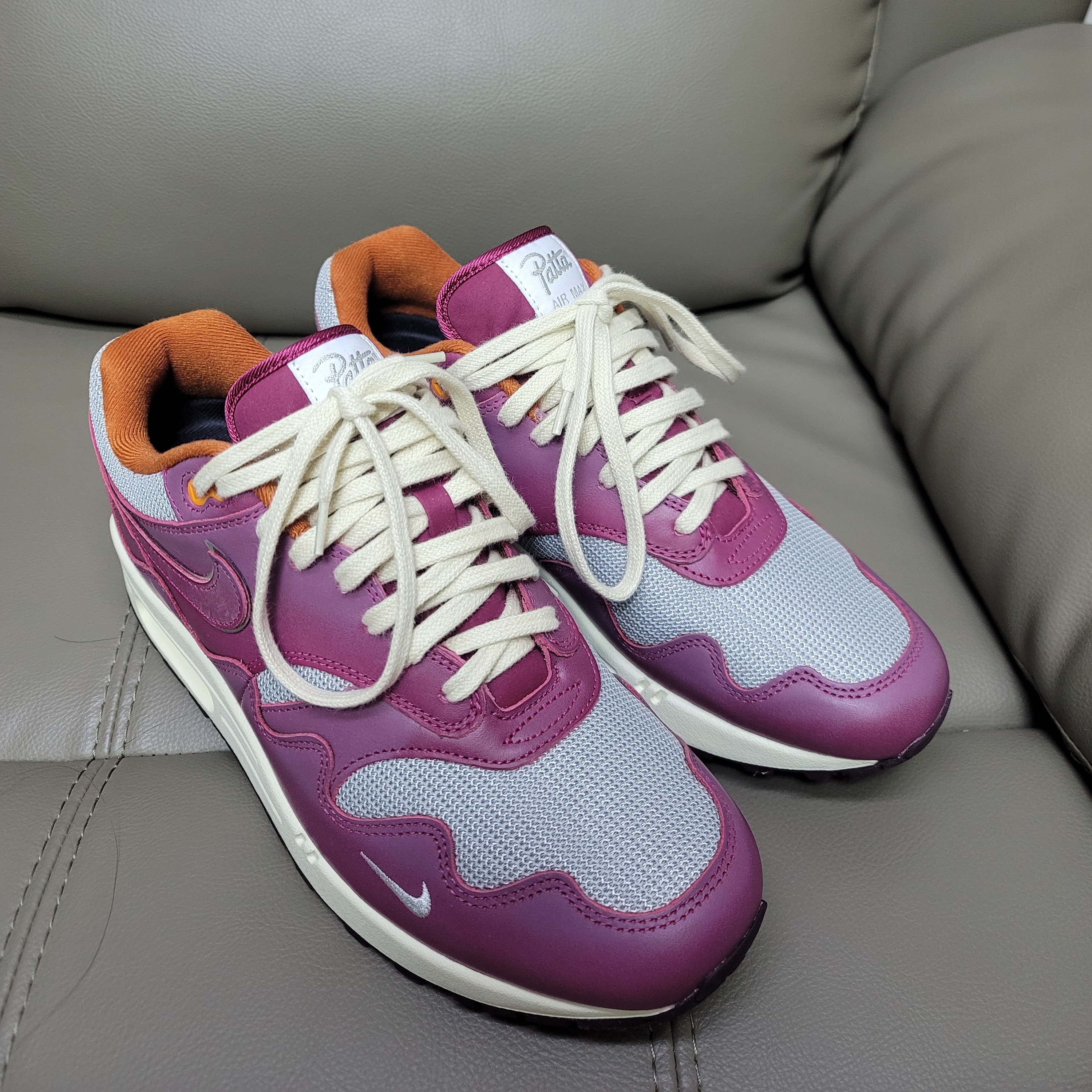 Nike x Patta Air Max 1 Night Maroon 착용 스타일