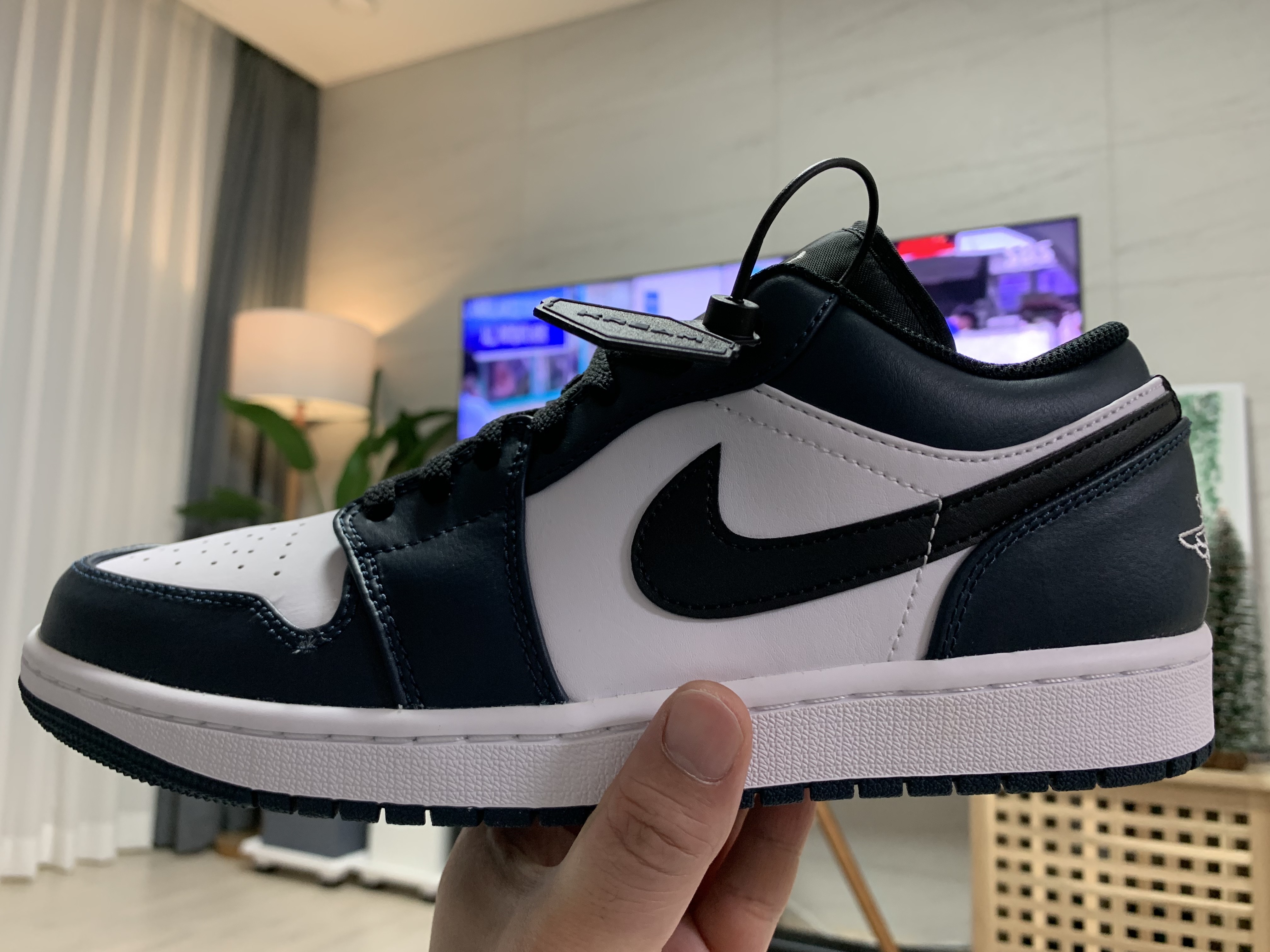 Jordan 1 Low Dark Teal 착용 스타일