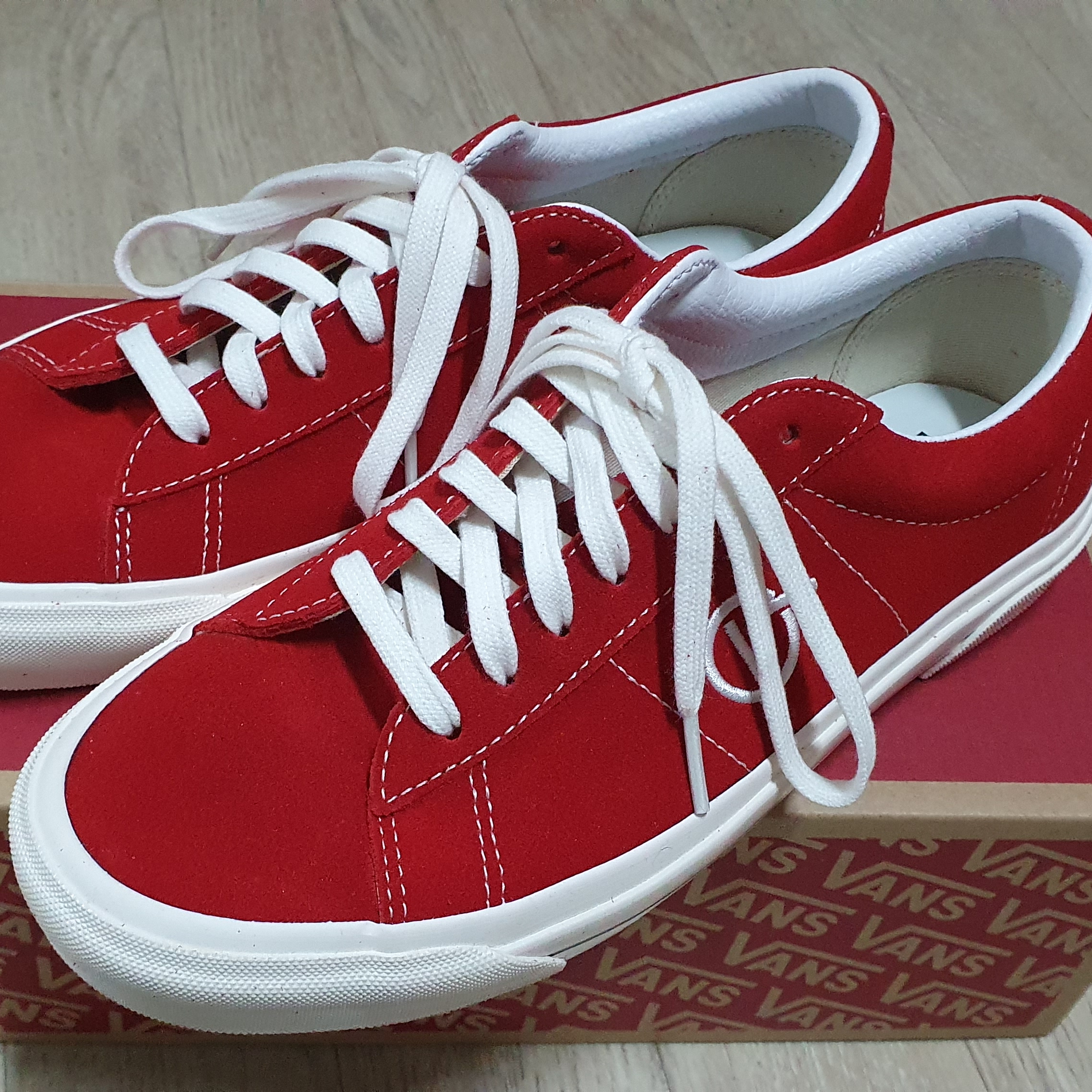 Vans Sid DX Anaheim Factory Red 착용 스타일 - 3