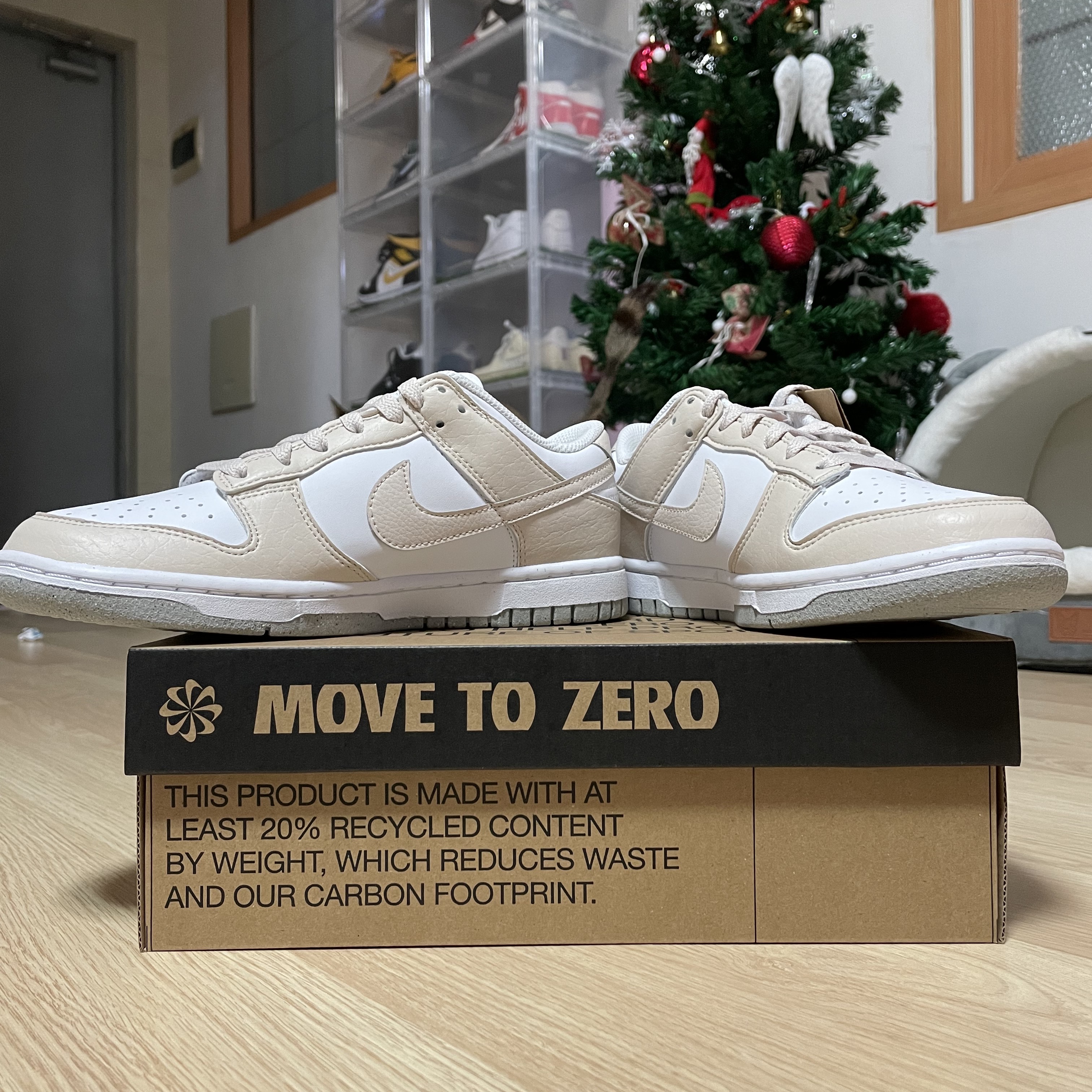 (W) Nike Dunk Low Next Nature Light Orewood Brown 착용 스타일 - 3