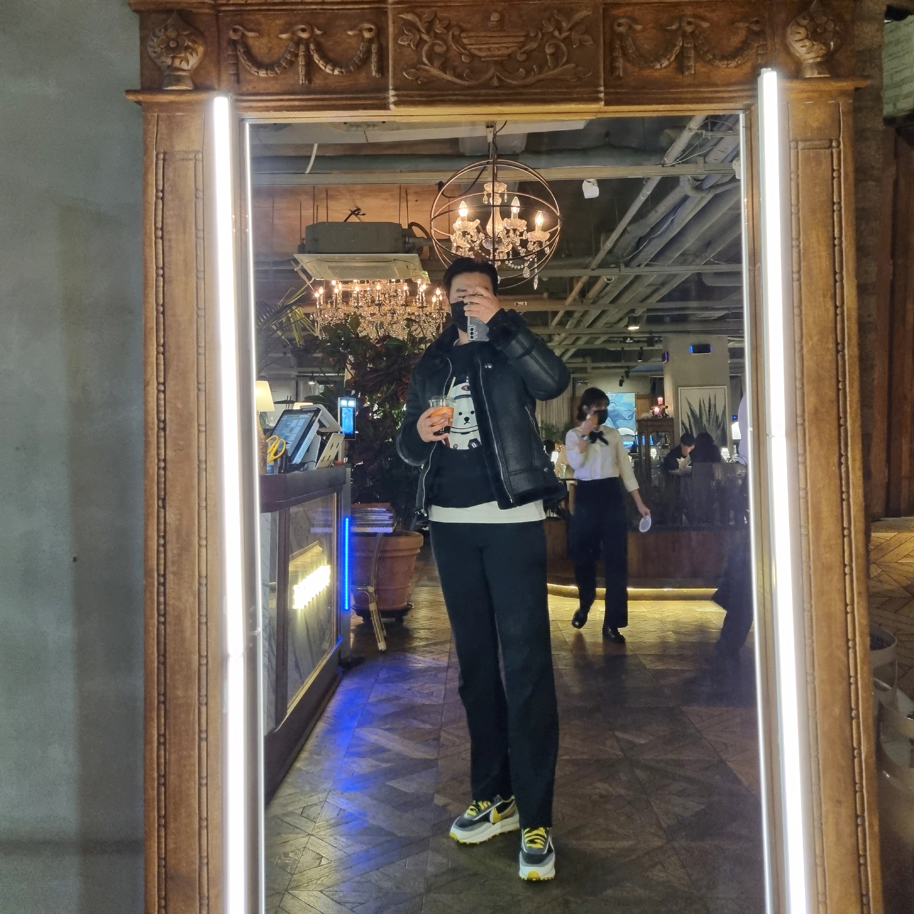 Nike x Sacai x Undercover LDWaffle Black Bright Citron 착용 스타일
