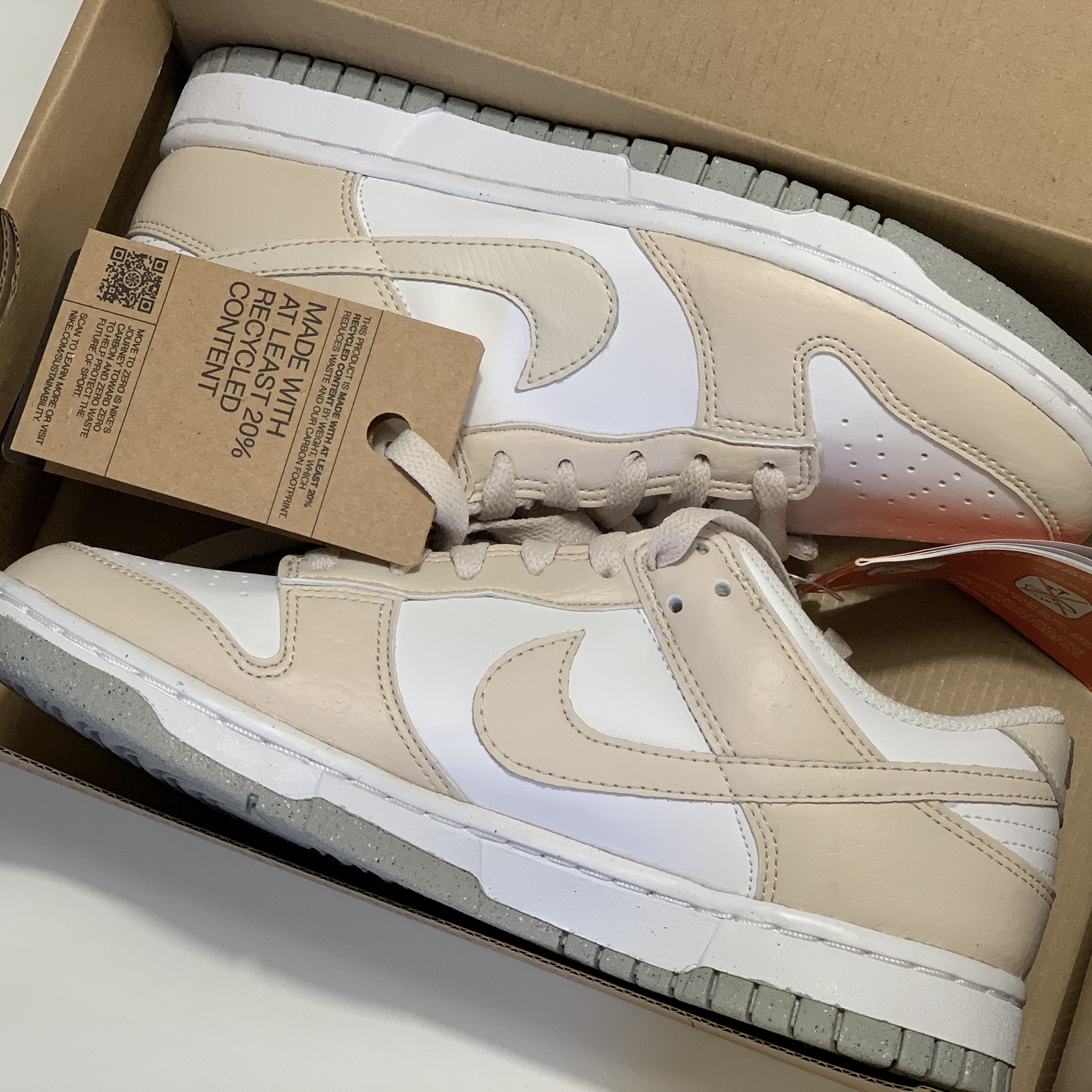 (W) Nike Dunk Low Next Nature Light Orewood Brown 착용 스타일