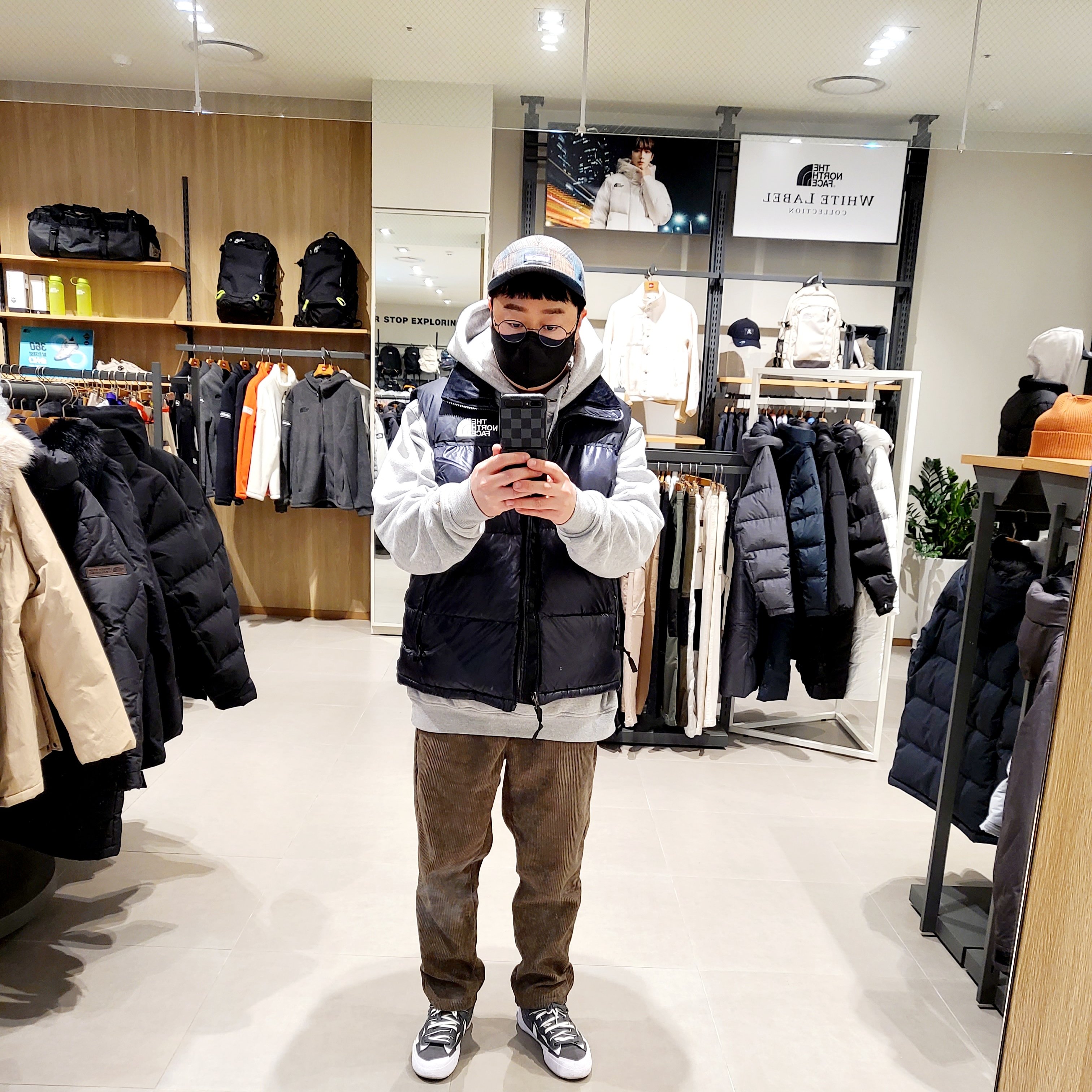 Nike x Sacai Blazer Low Iron Grey 착용 스타일