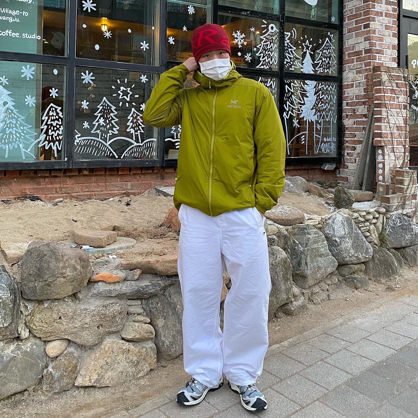 Arc'teryx Atom SL Hoody Elysium 착용 스타일