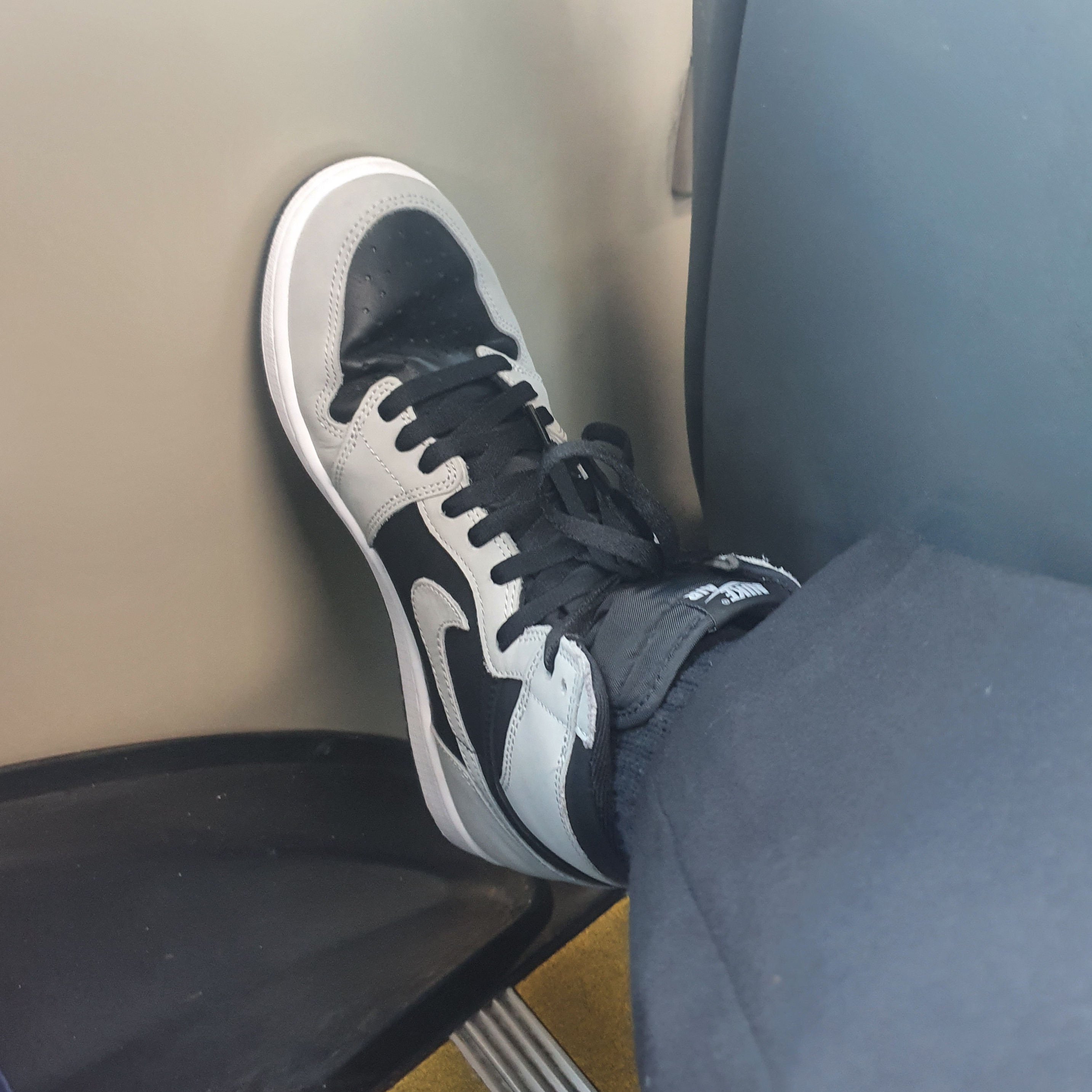 Jordan 1 Retro High OG Shadow 2.0 착용 스타일