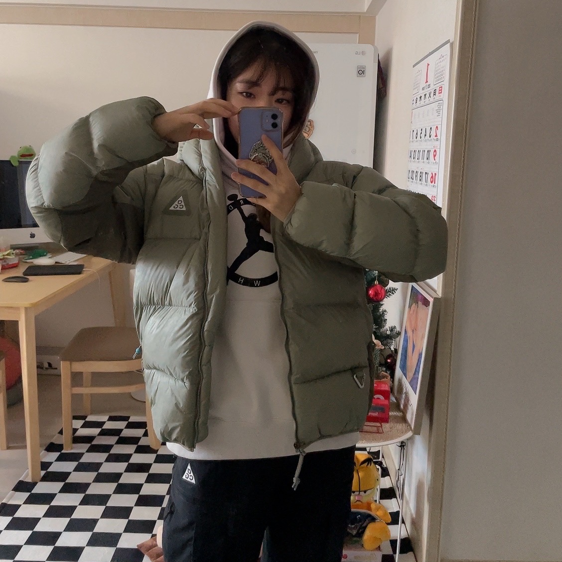 Nike ACG Therma-Fit ADV Lunar Lake Puffer Jacket Light Army - Asia, Jordan x Off-White Hoodie Phantom - Asia 착용 스타일