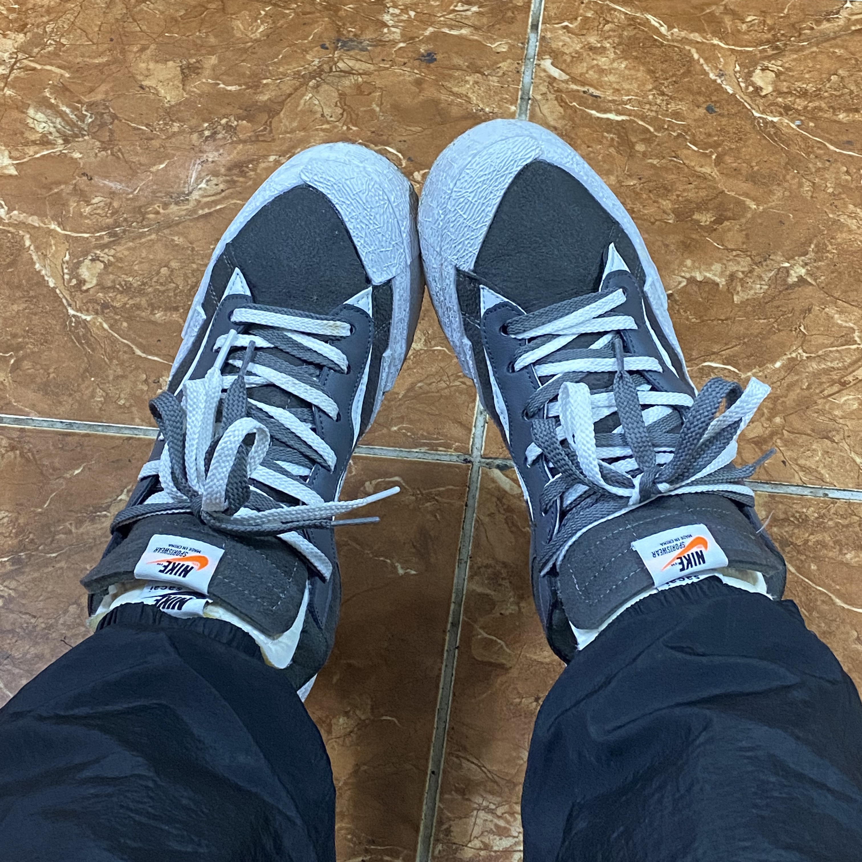 Nike x Sacai Blazer Low Iron Grey 착용 스타일
