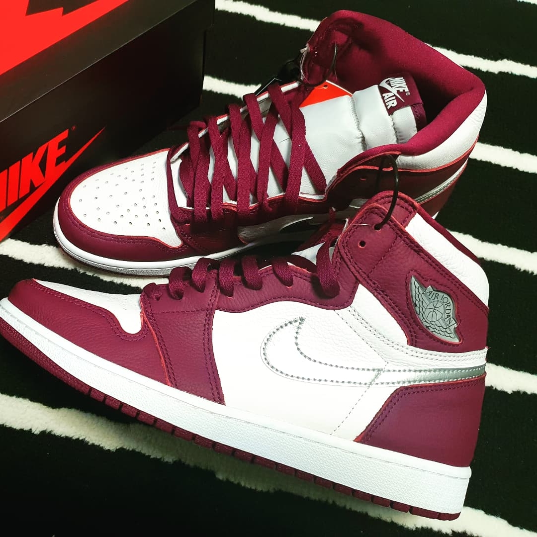 Jordan 1 Retro High OG Bordeaux 착용 스타일