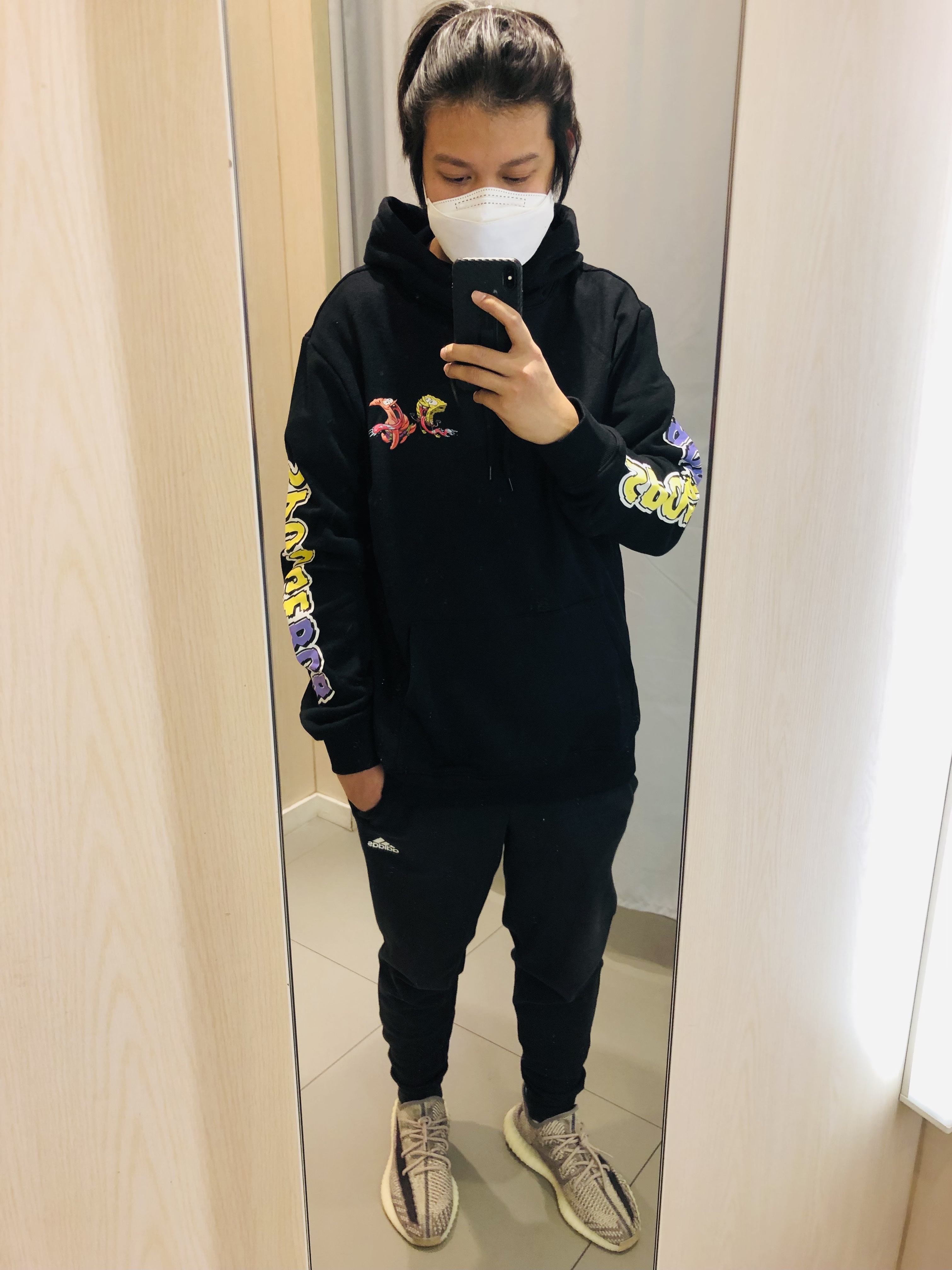 Adidas Yeezy Boost 350 V2 Zyon 착용 스타일