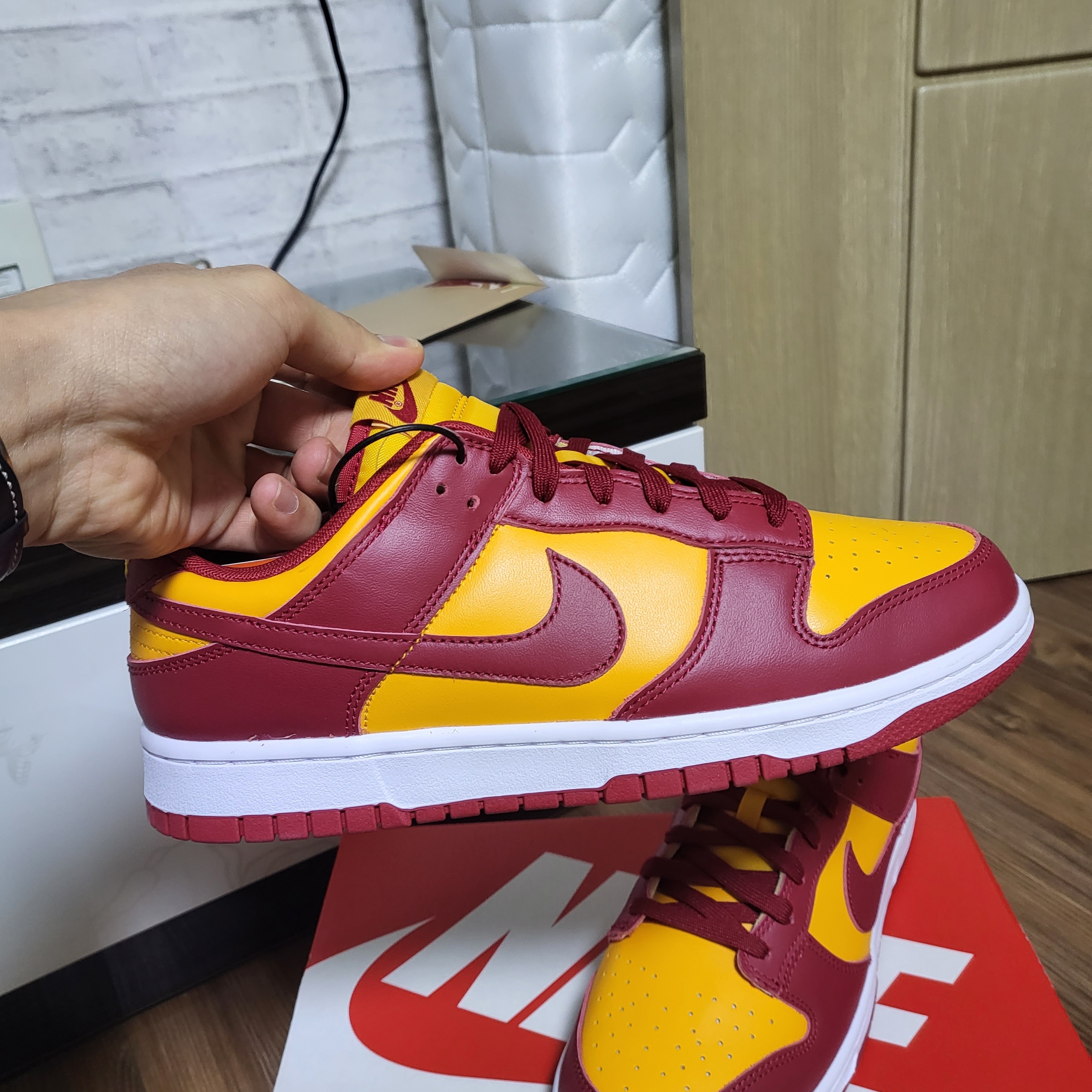 Nike Dunk Low Retro Championship Gold 착용 스타일