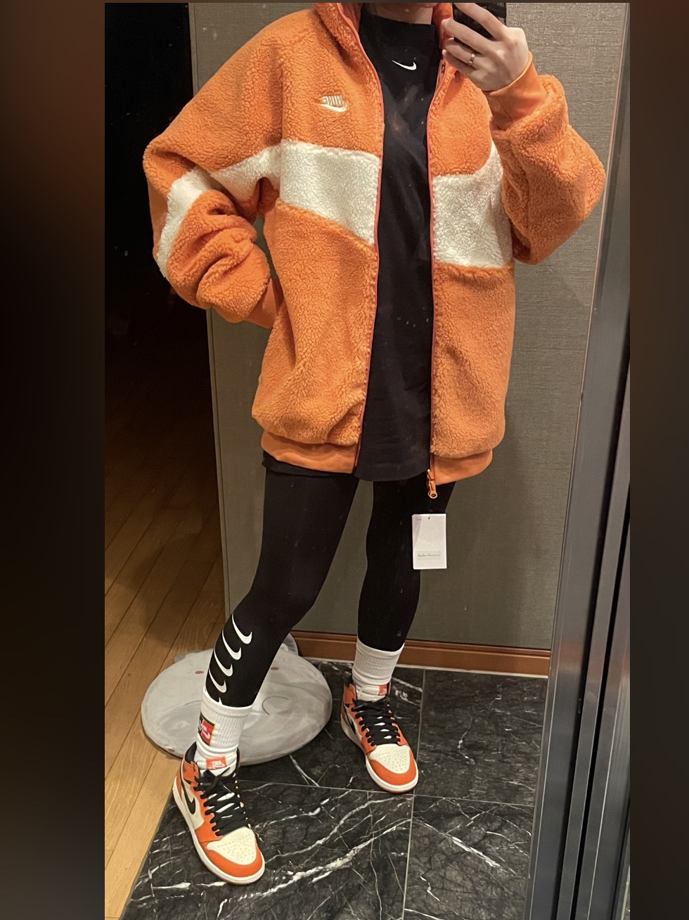 Jordan 1 Retro High OG Reverse Shattered Backboard, (GS) Jordan 1 Retro High OG Reverse Shattered Backboard 착용 스타일 - 2