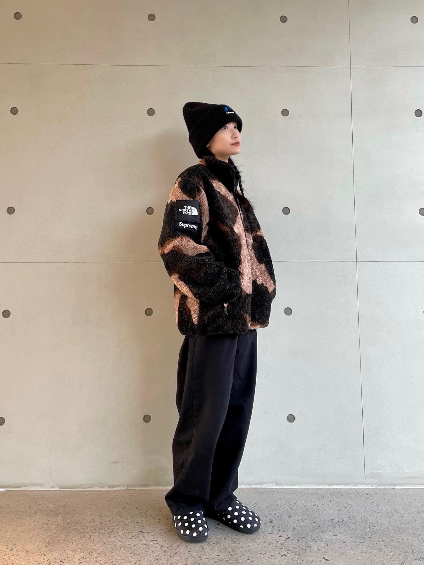 Supreme x The North Face Bleached Denim Print Fleece Jacket Black - 21FW, Ader Error x Zara Beanie Black 착용 스타일 - 1