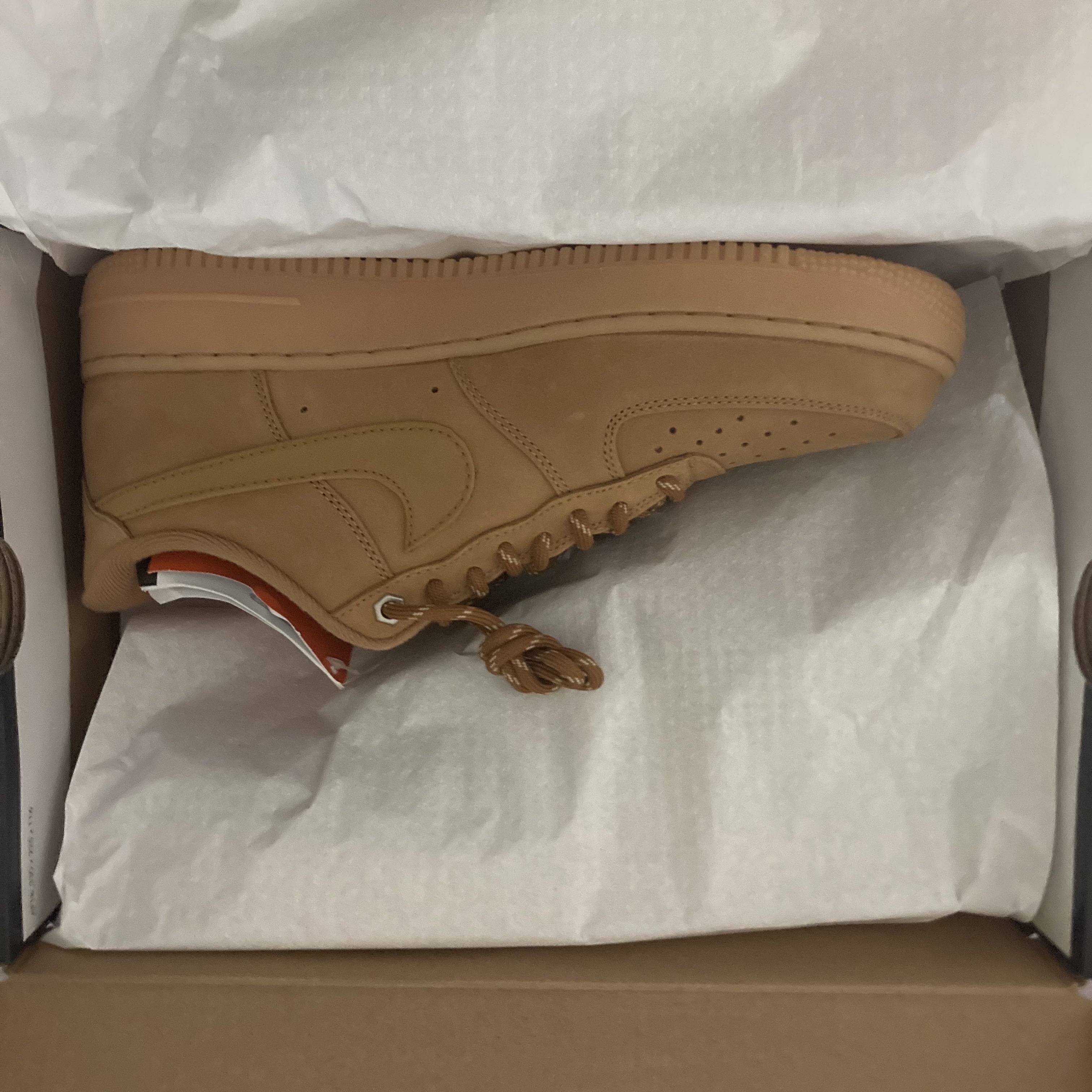 Nike Air Force 1 '07 WB Flax 착용 스타일 - 1