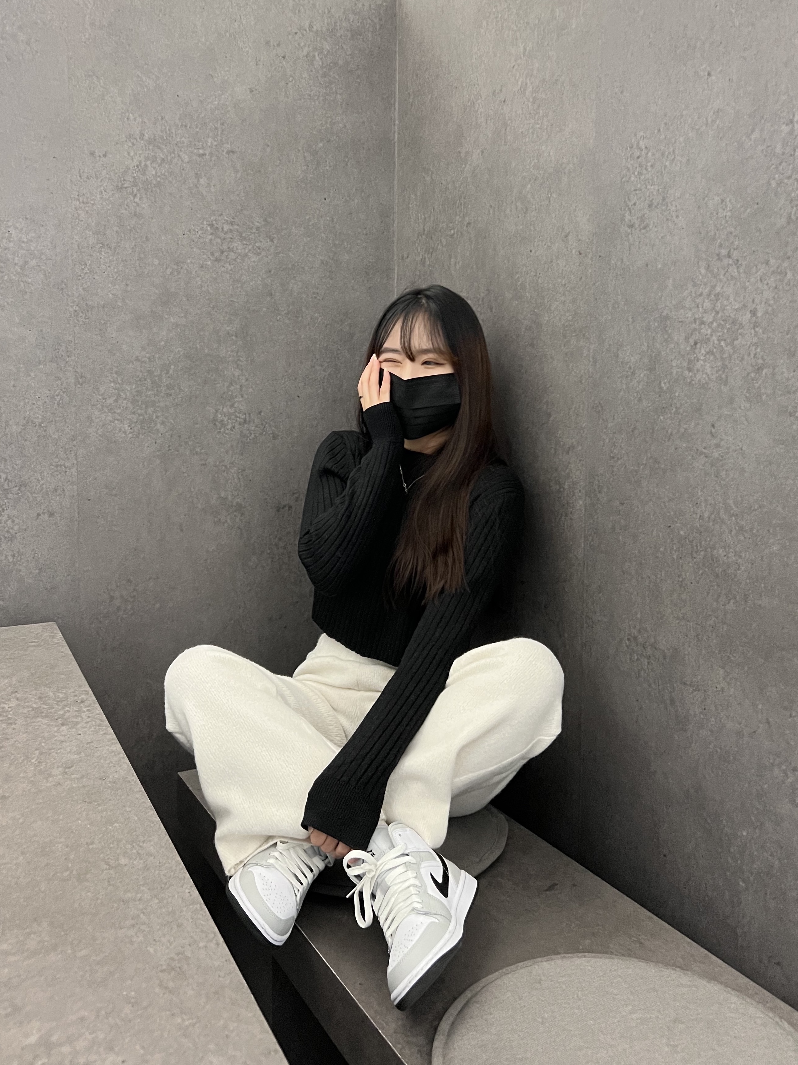 (W) Jordan 1 Mid Grey Fog 착용 스타일 - 2