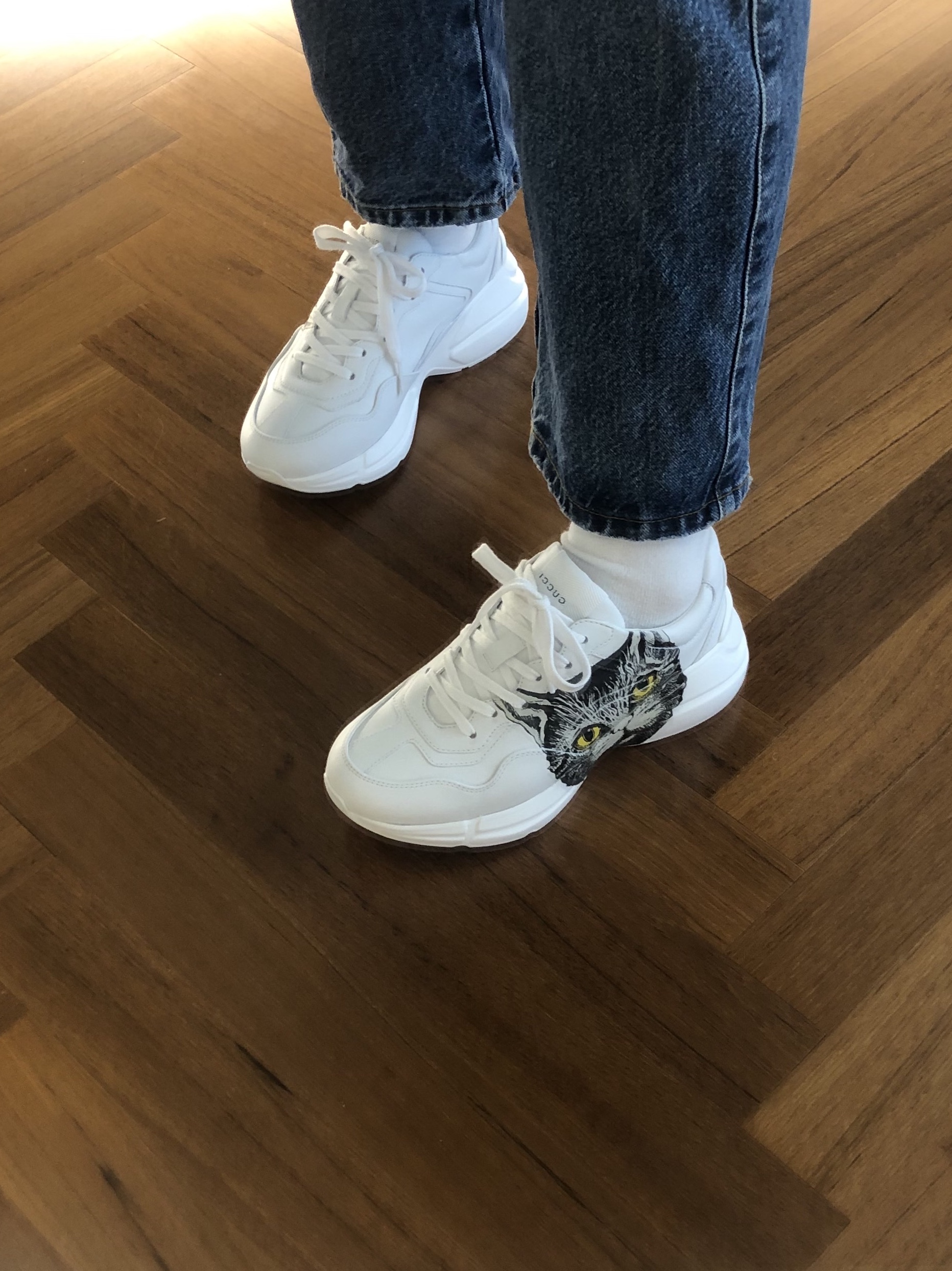 (W) Gucci Rhyton Sneakers Mystic Cat 착용 스타일