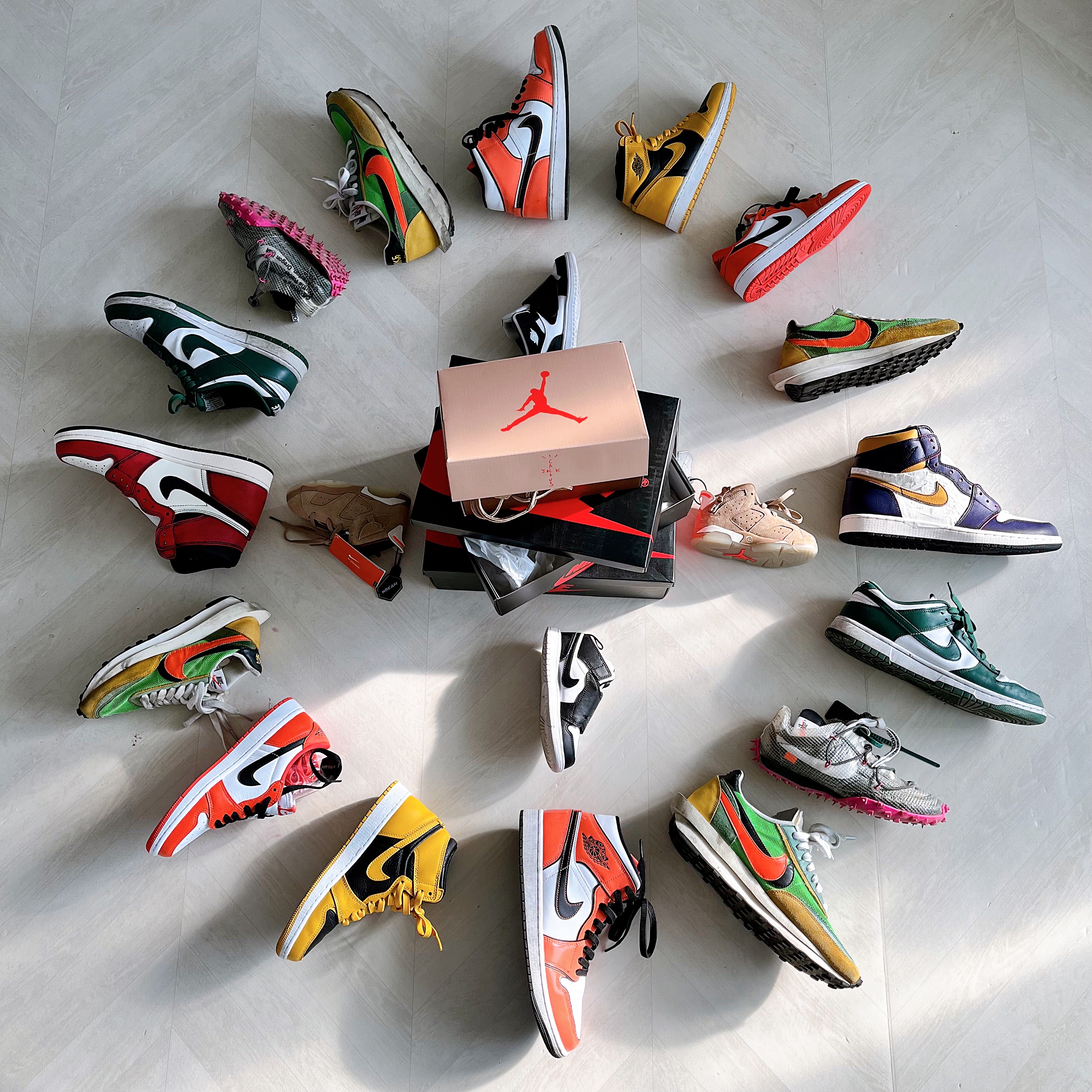 (W) Jordan 1 Low OG Starfish, Jordan 1 Retro High OG Pollen 착용 스타일