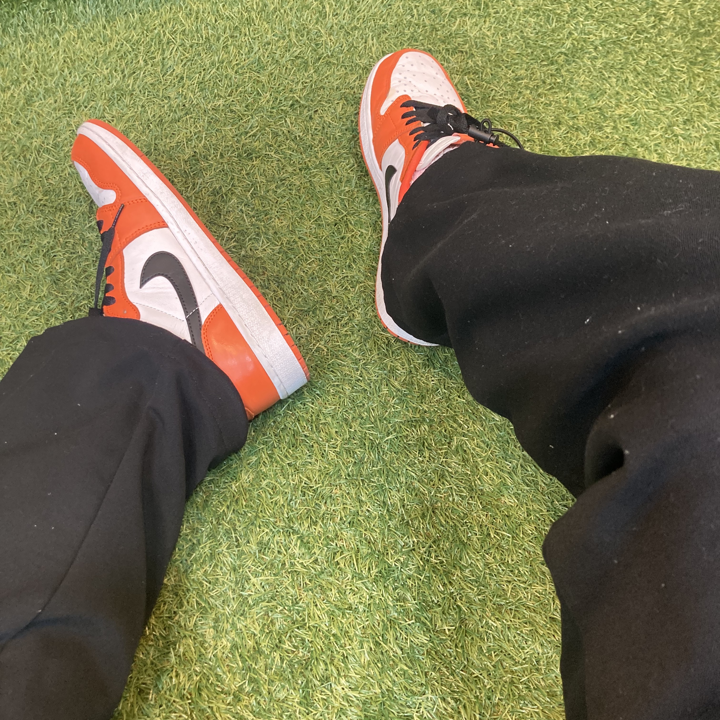 Jordan 1 Low OG Starfish 착용 스타일