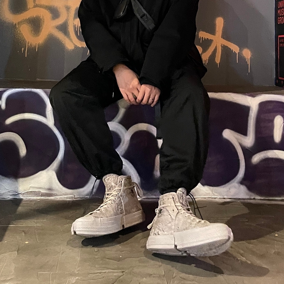 Converse x Feng Chen Wang Chuck 70 2-in-1 Grey 착용 스타일
