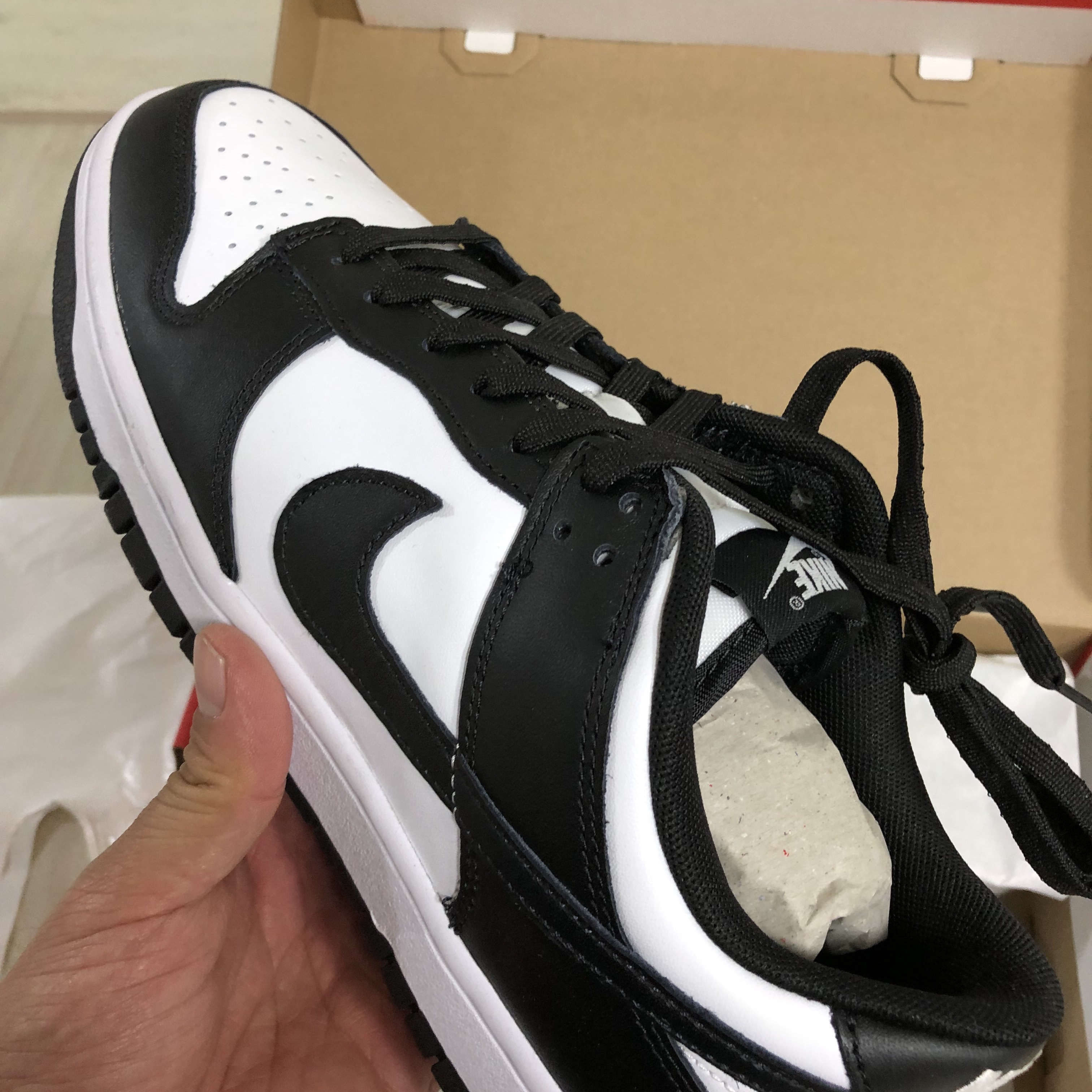 Nike Dunk Low Retro Black 착용 스타일 - 3
