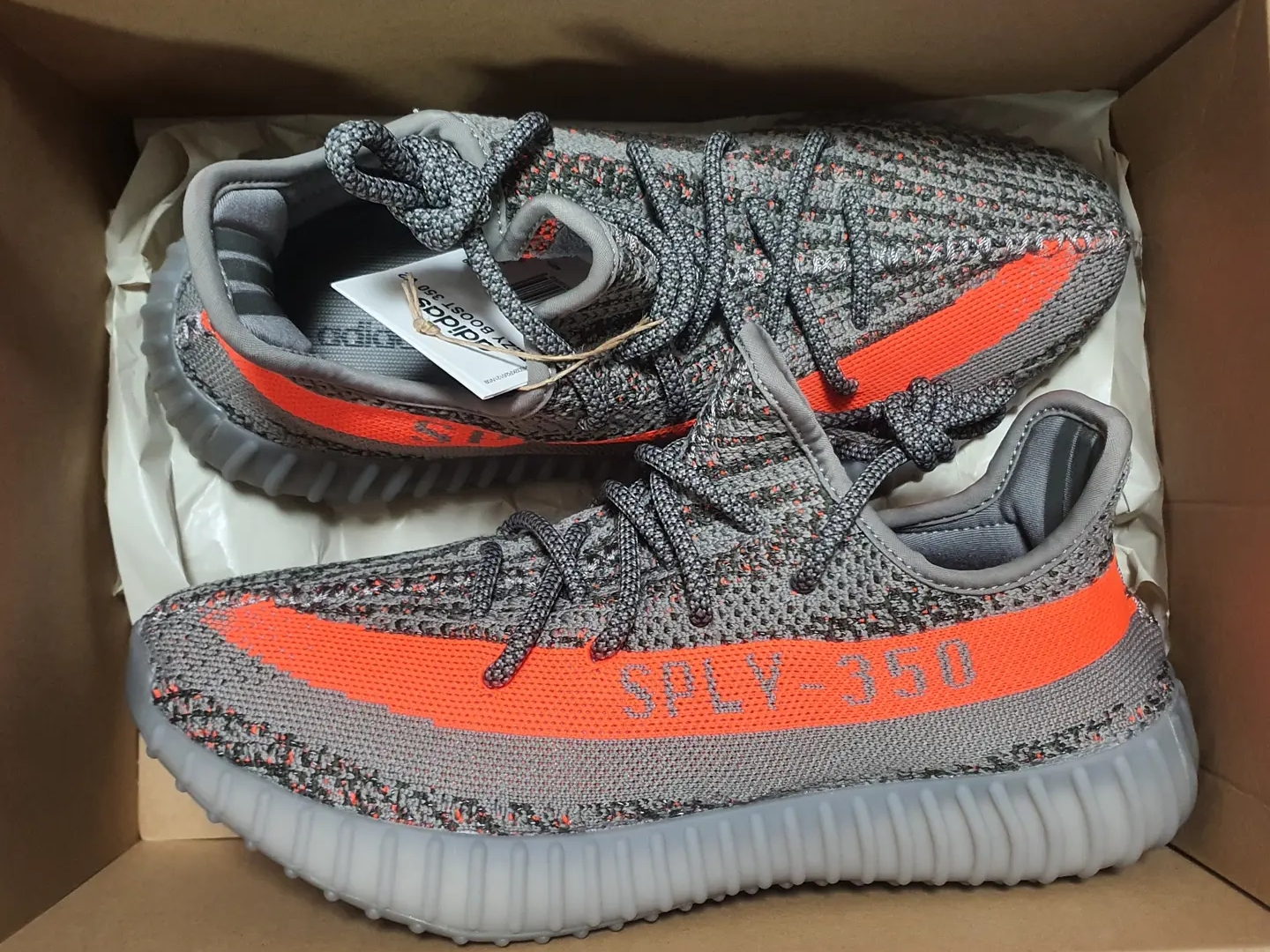 Adidas Yeezy Boost 350 V2 Beluga - Reflective 착용 스타일 - 1