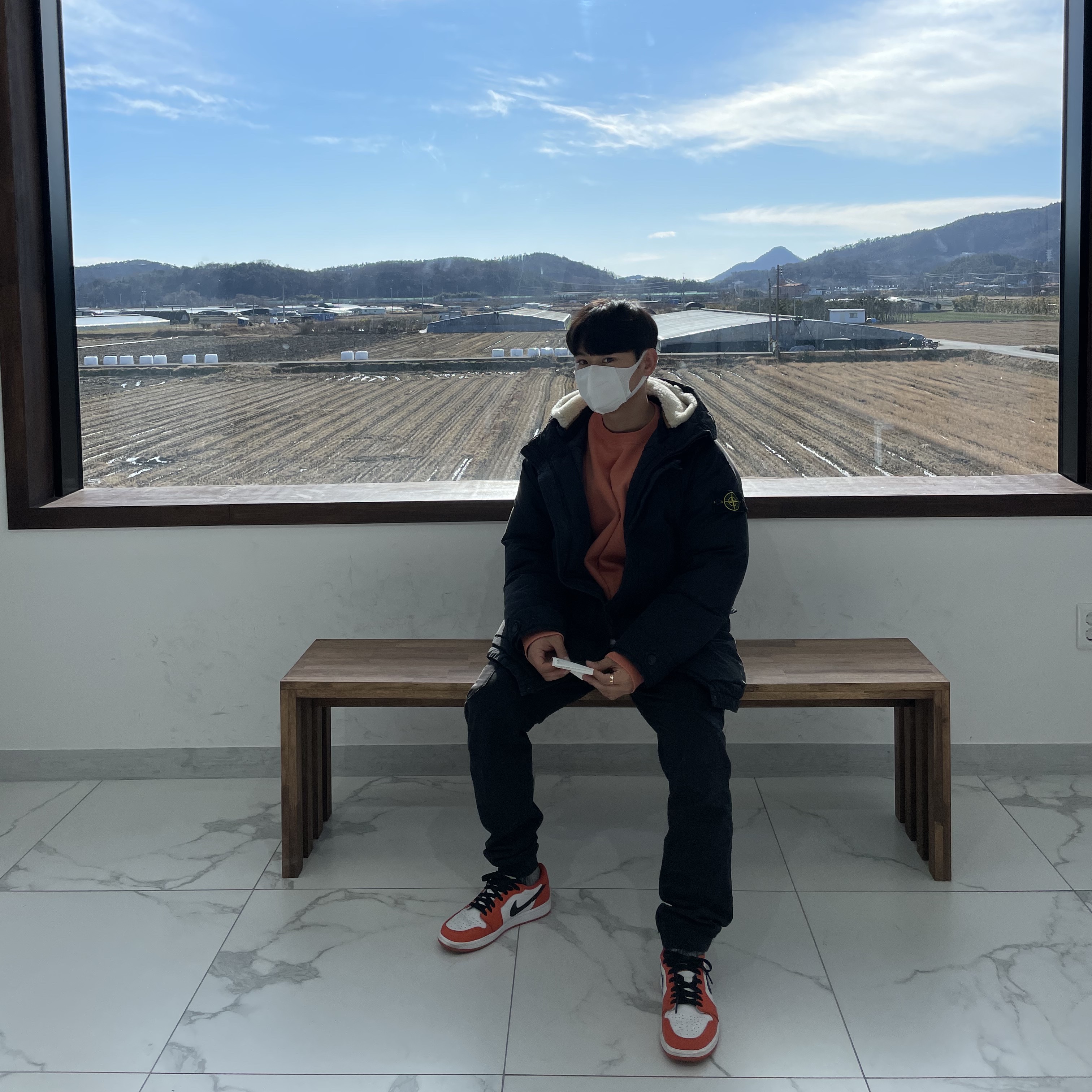 Stone Island 313L1 Old Dye Treatment Cargo Pants Black - 21FW, Jordan 1 Low OG Starfish 착용 스타일