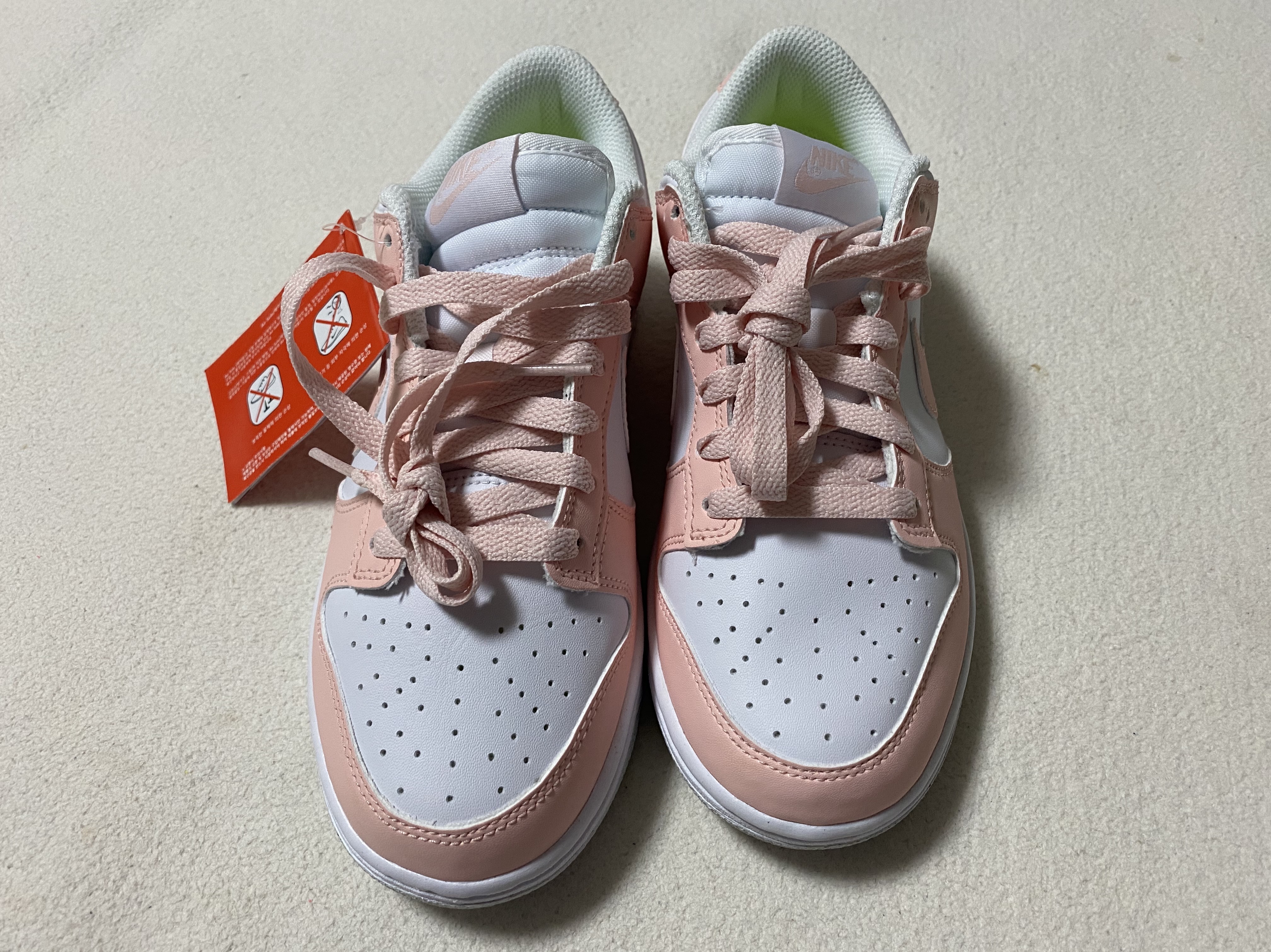 (W) Nike Dunk Low Next Nature Pale Coral 착용 스타일 - 3