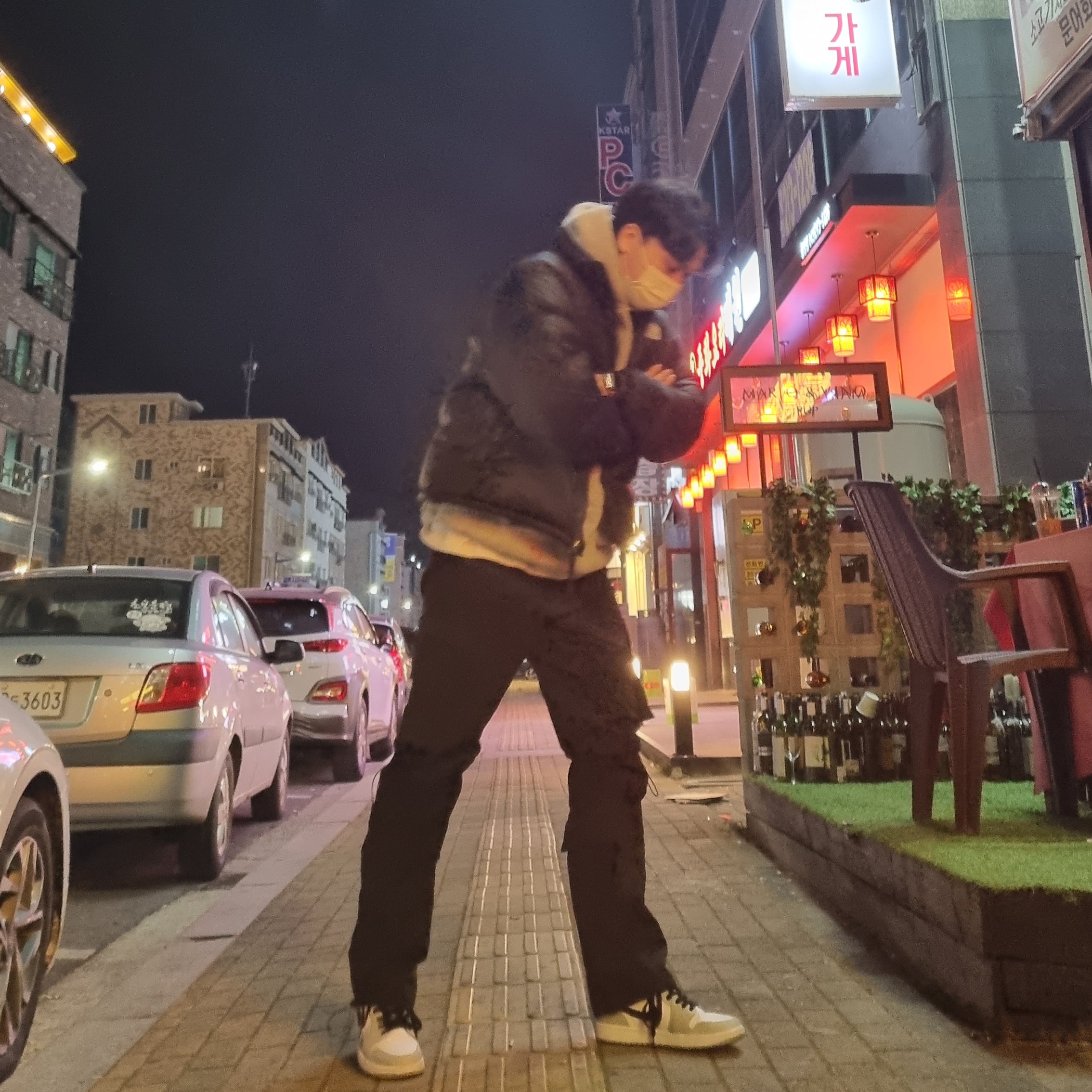 Jordan 1 Mid Light Smoke Grey, IAB Studio x Hyundai Mobis Hoodie 착용 스타일 - 2