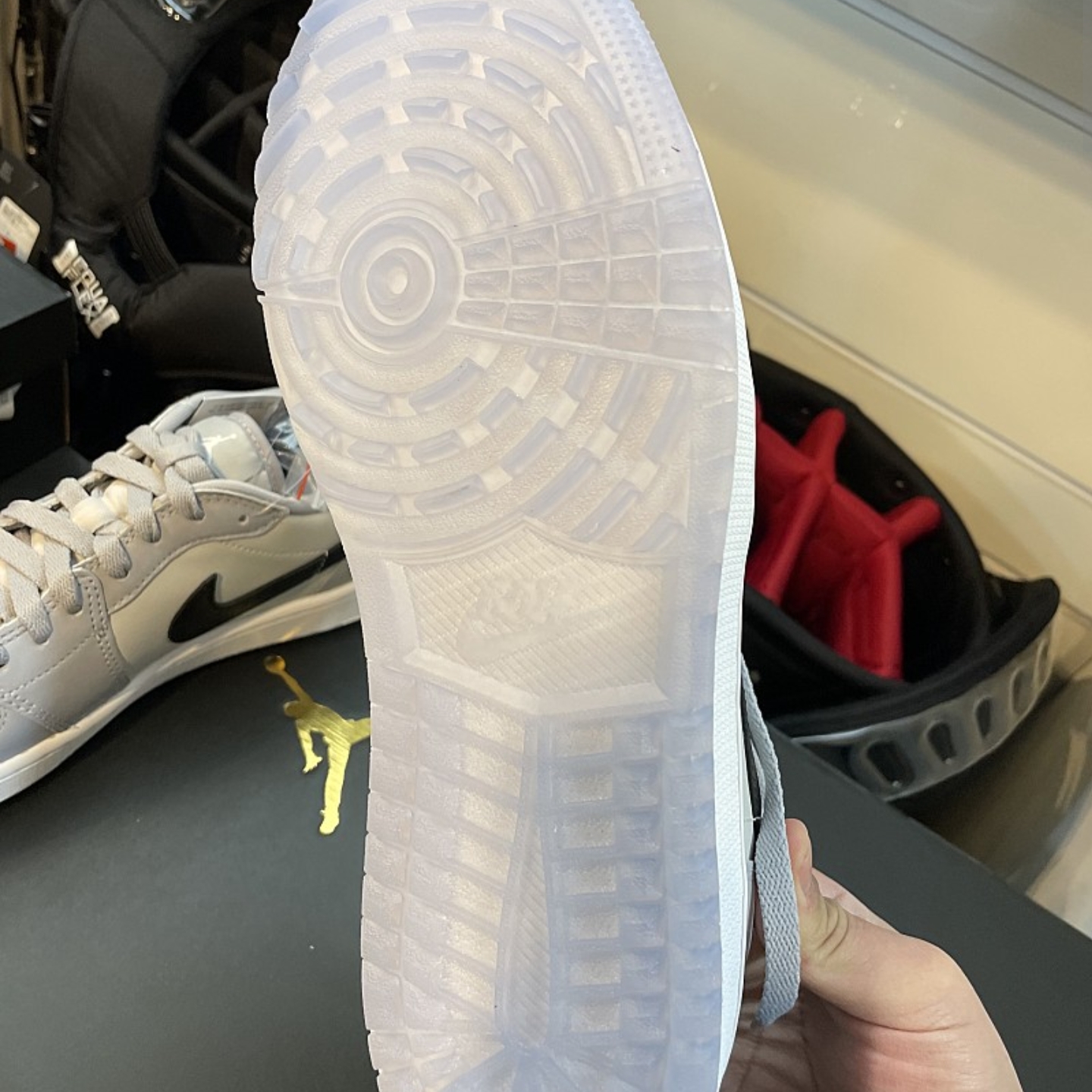 Jordan 1 Low Golf Wolf Grey, Jordan 1 Low Golf Shadow 착용 스타일 - 4