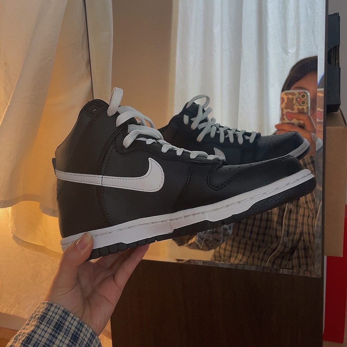 (GS) Nike Dunk High Anthracite 착용 스타일 - 1