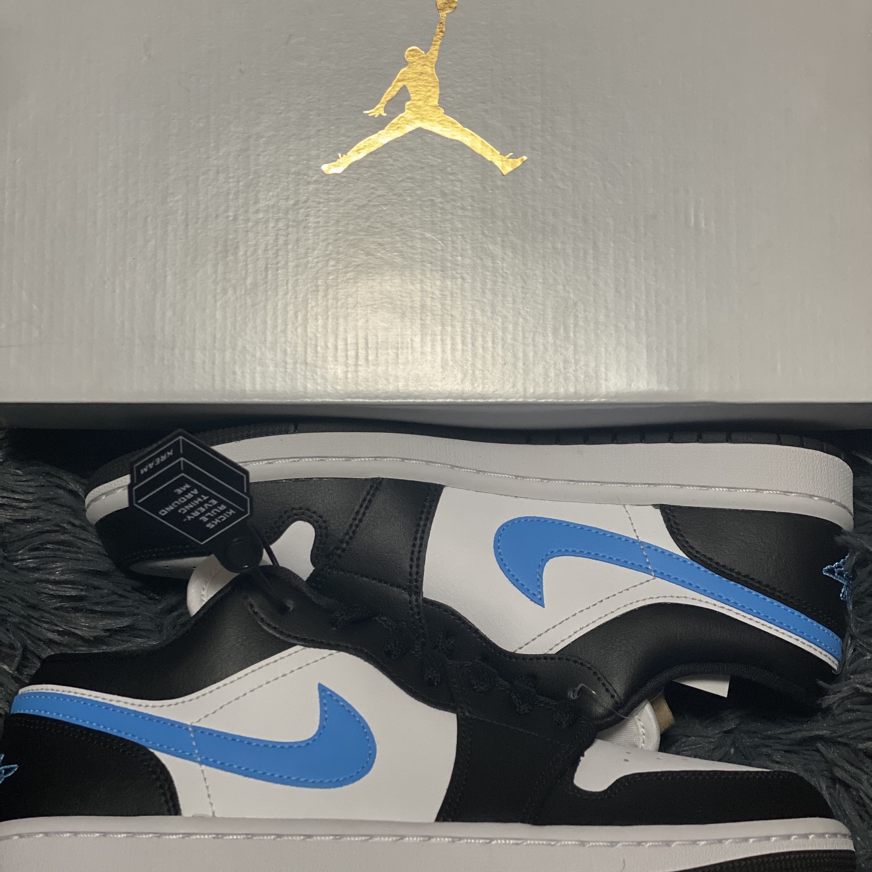 (W) Jordan 1 Low Black University Blue 착용 스타일 - 1