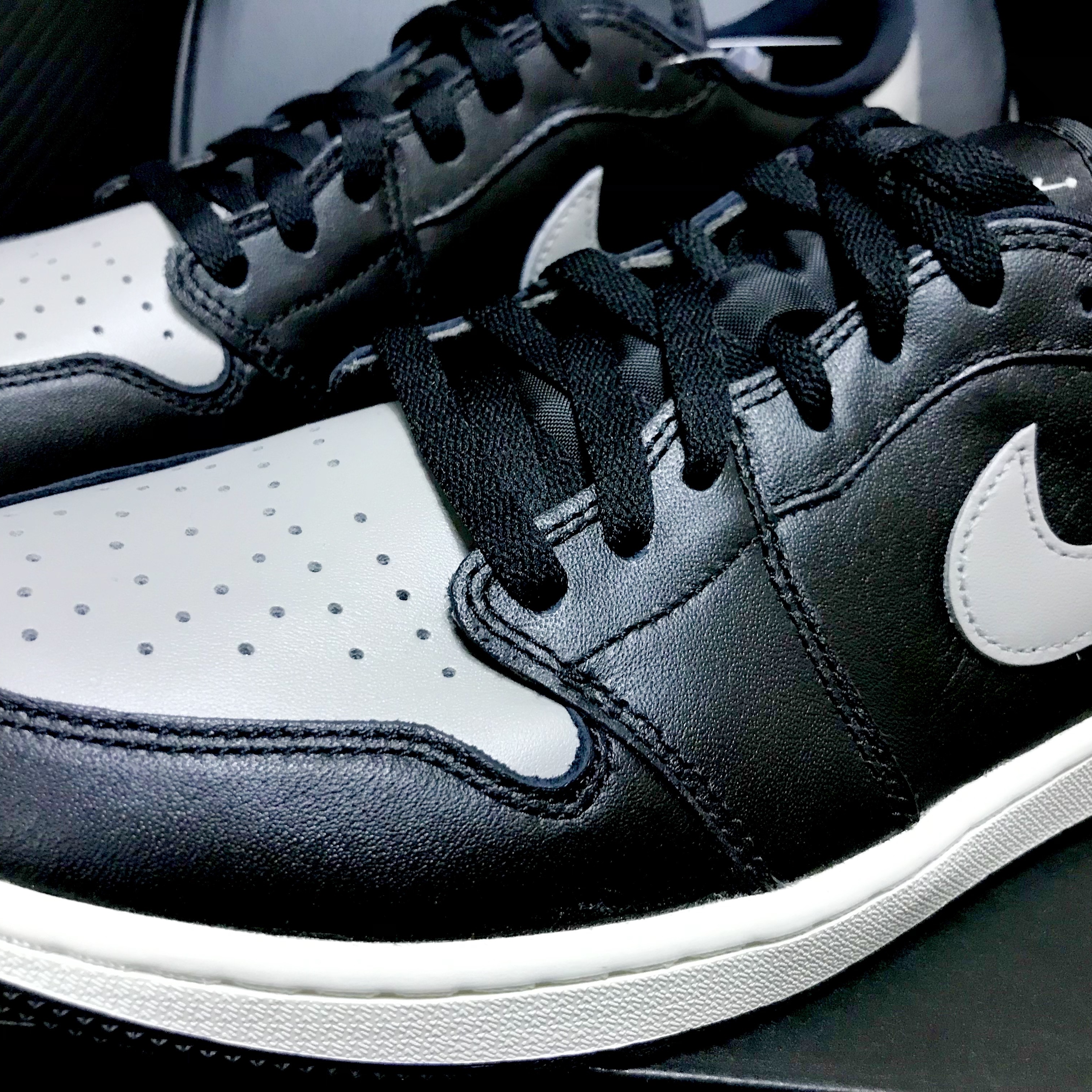 Jordan 1 Low Golf Shadow 착용 스타일 - 2