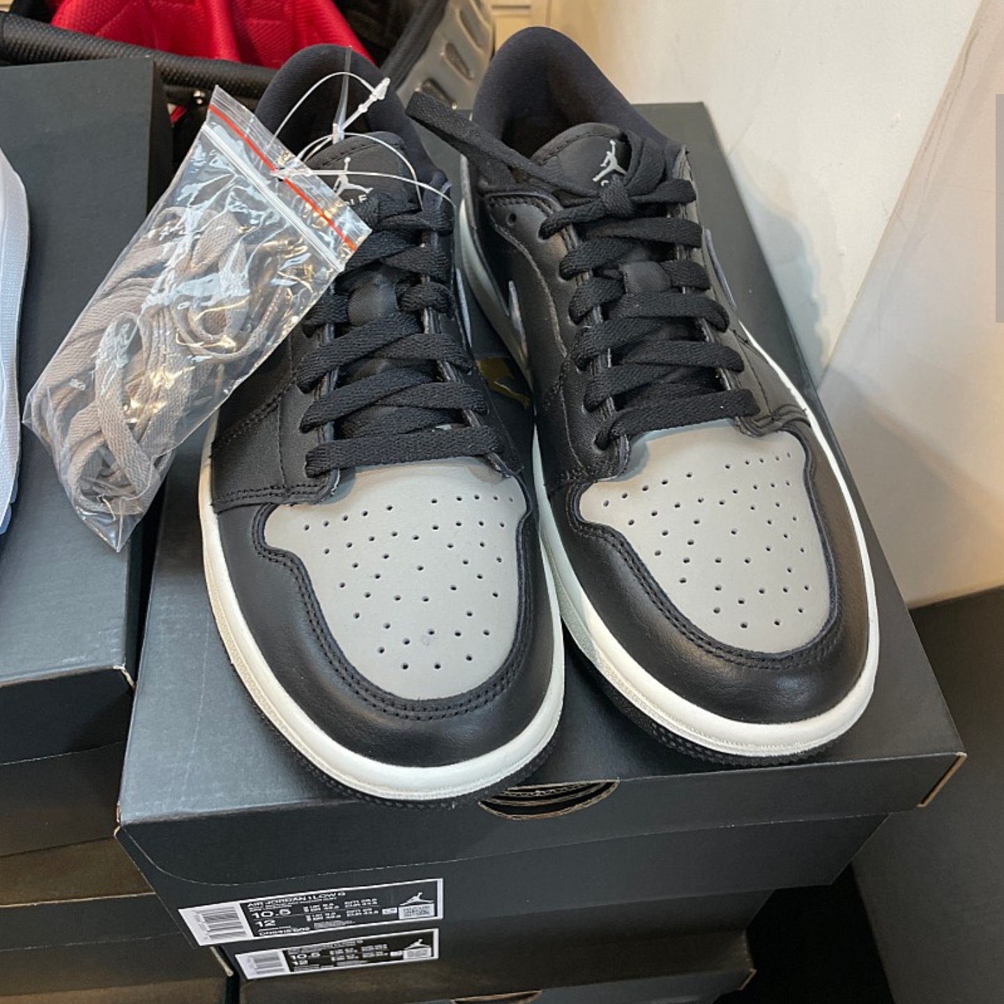 Jordan 1 Low Golf Wolf Grey, Jordan 1 Low Golf Shadow 착용 스타일 - 5