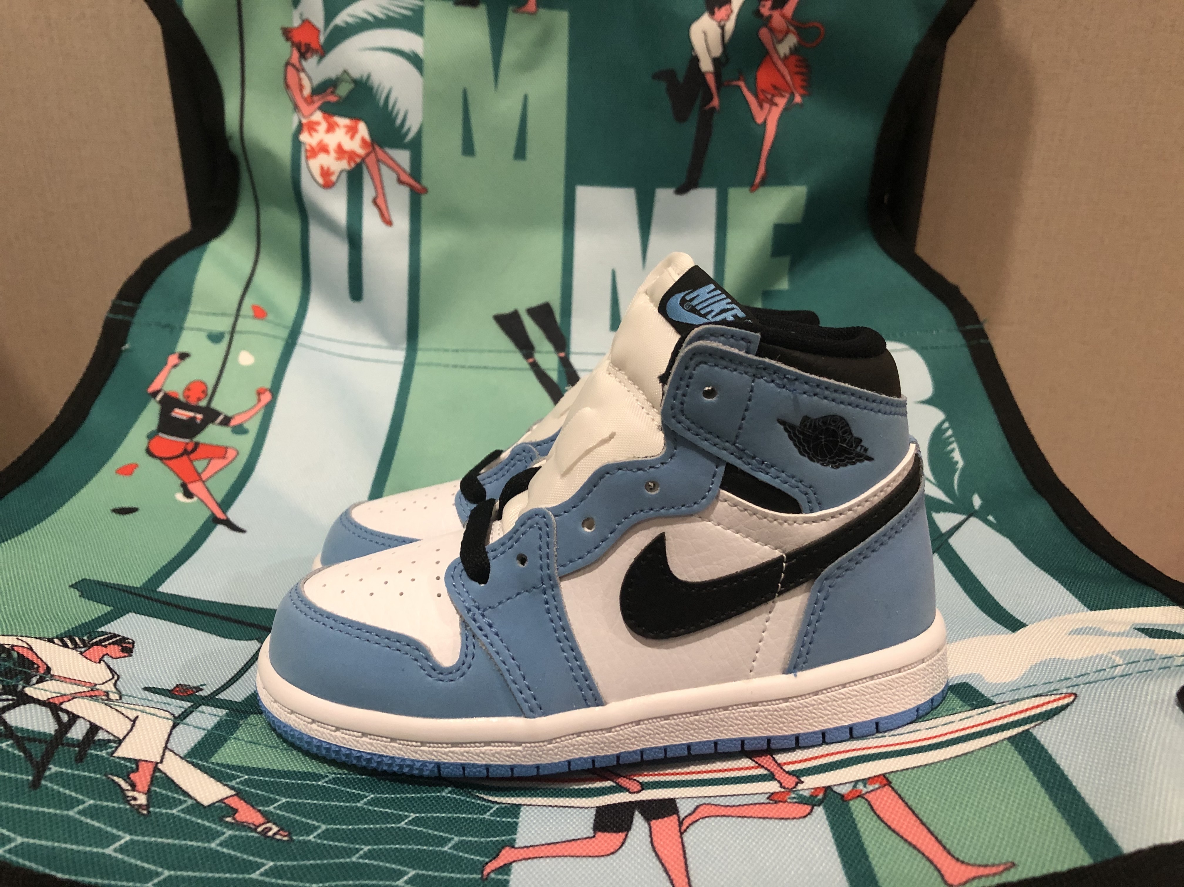 Jordan 1 Retro High OG University Blue, (TD) Jordan 1 Retro High OG University Blue 착용 스타일 - 4