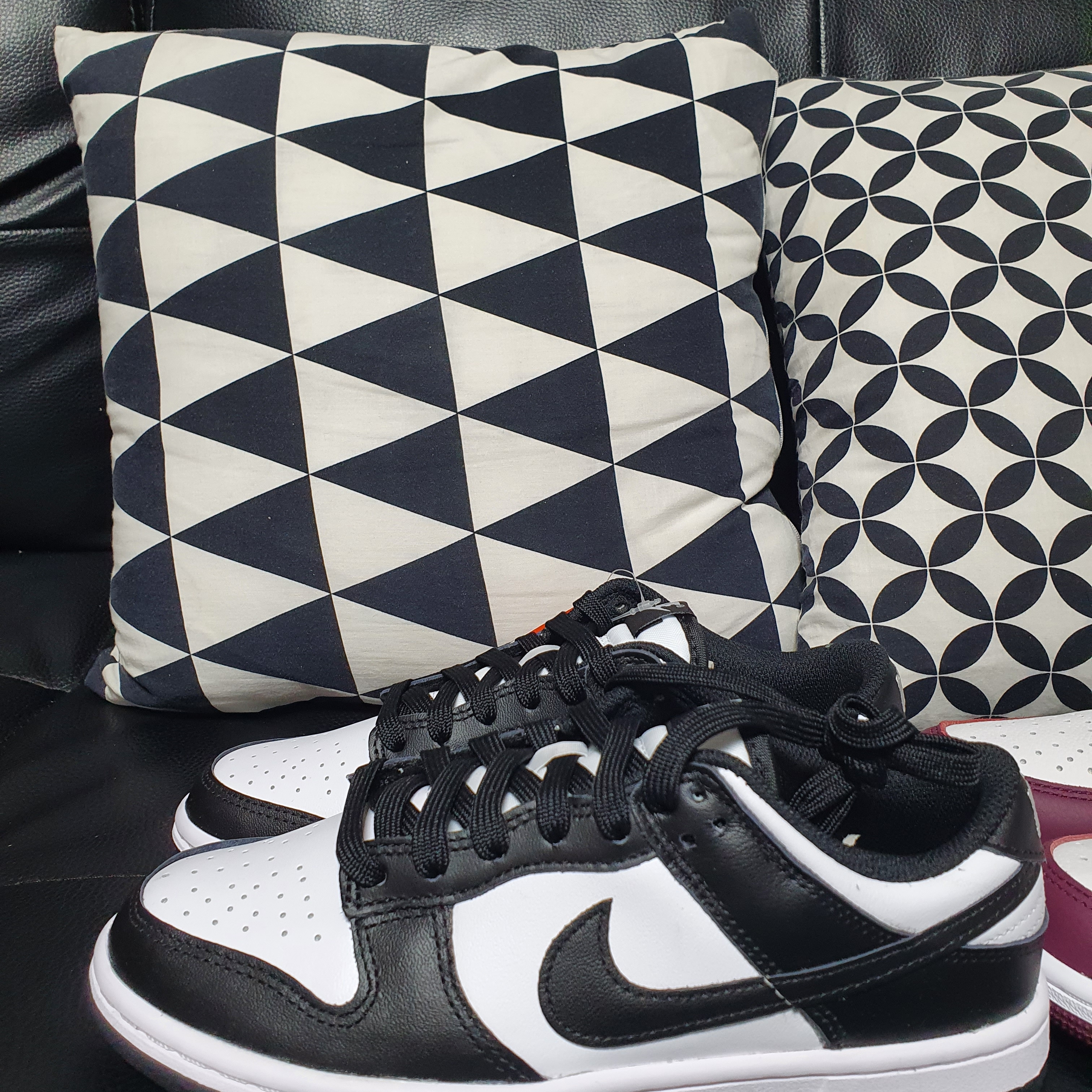 (W) Nike Dunk Low Black 착용 스타일