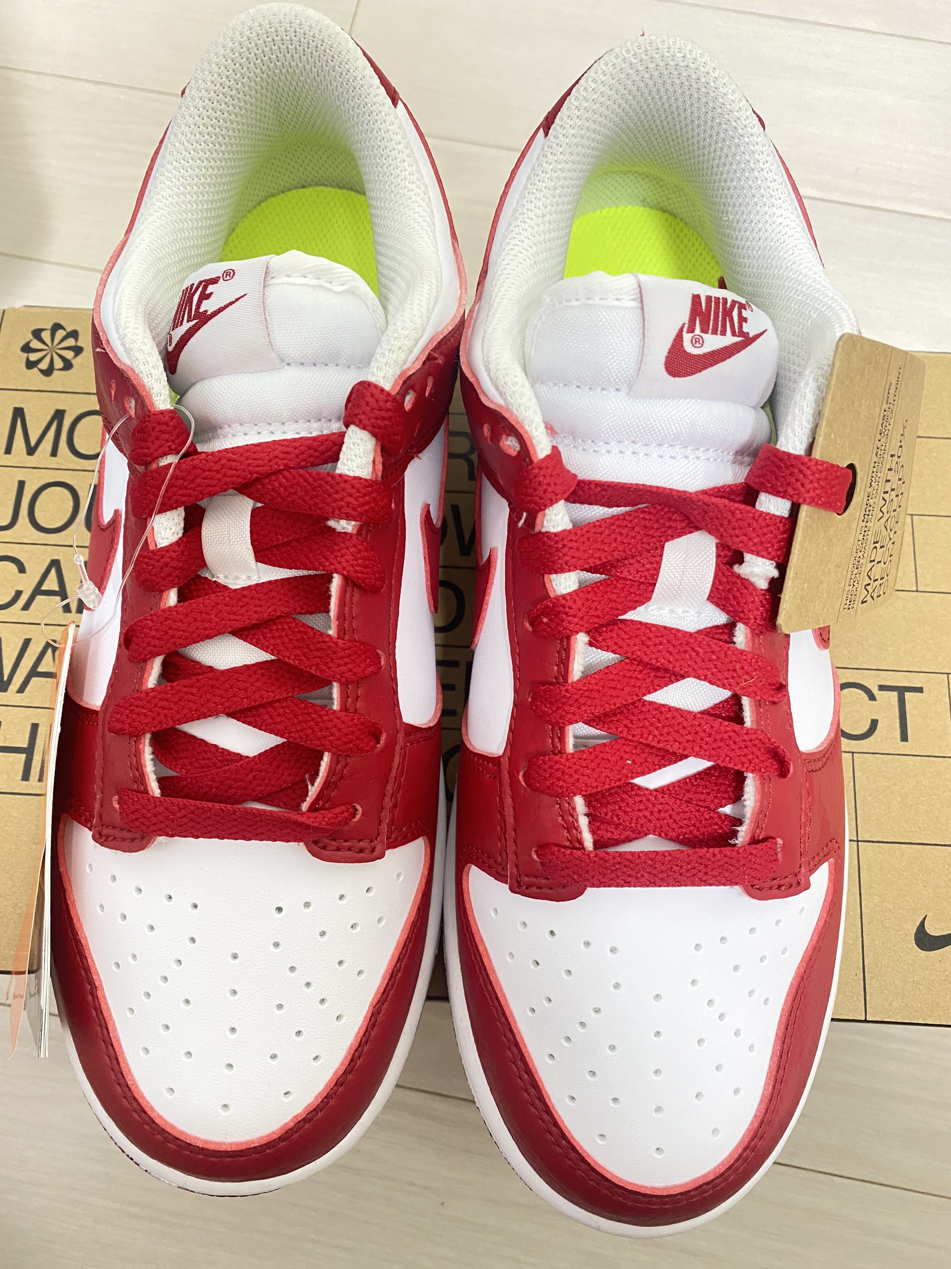 (W) Nike Dunk Low Next Nature Gym Red 착용 스타일 - 2