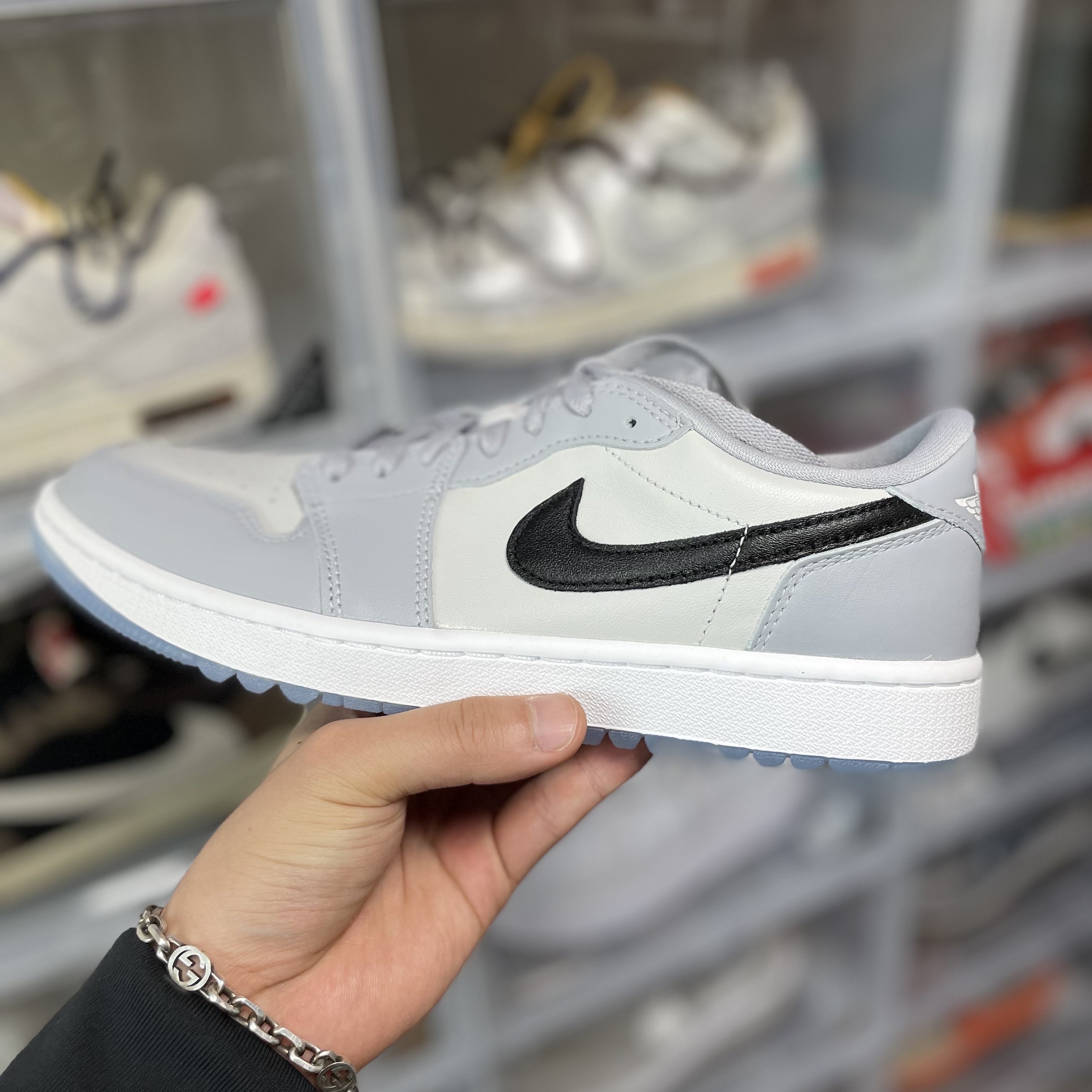 Jordan 1 Low Golf Wolf Grey 착용 스타일