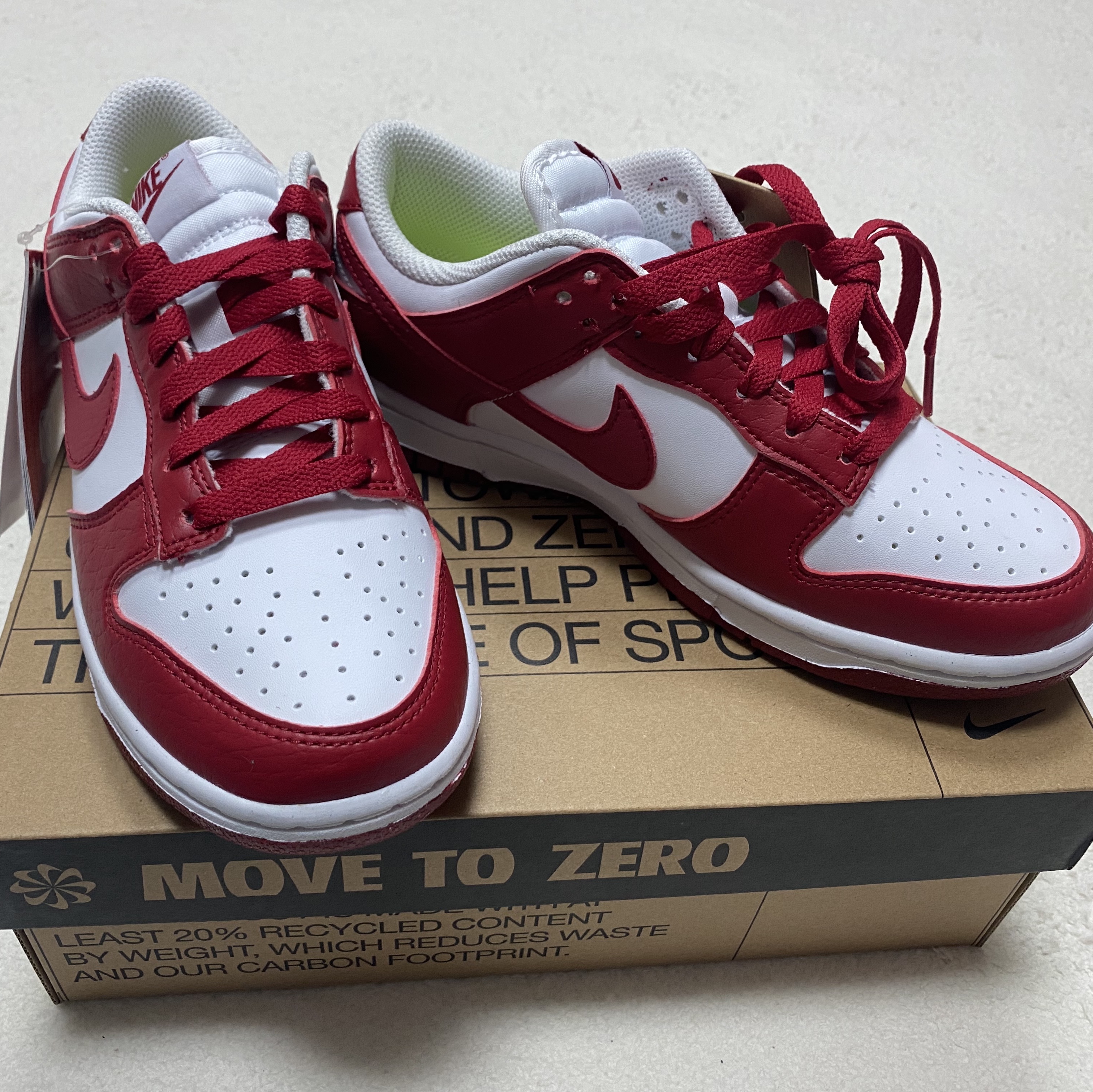 (W) Nike Dunk Low Next Nature Gym Red 착용 스타일