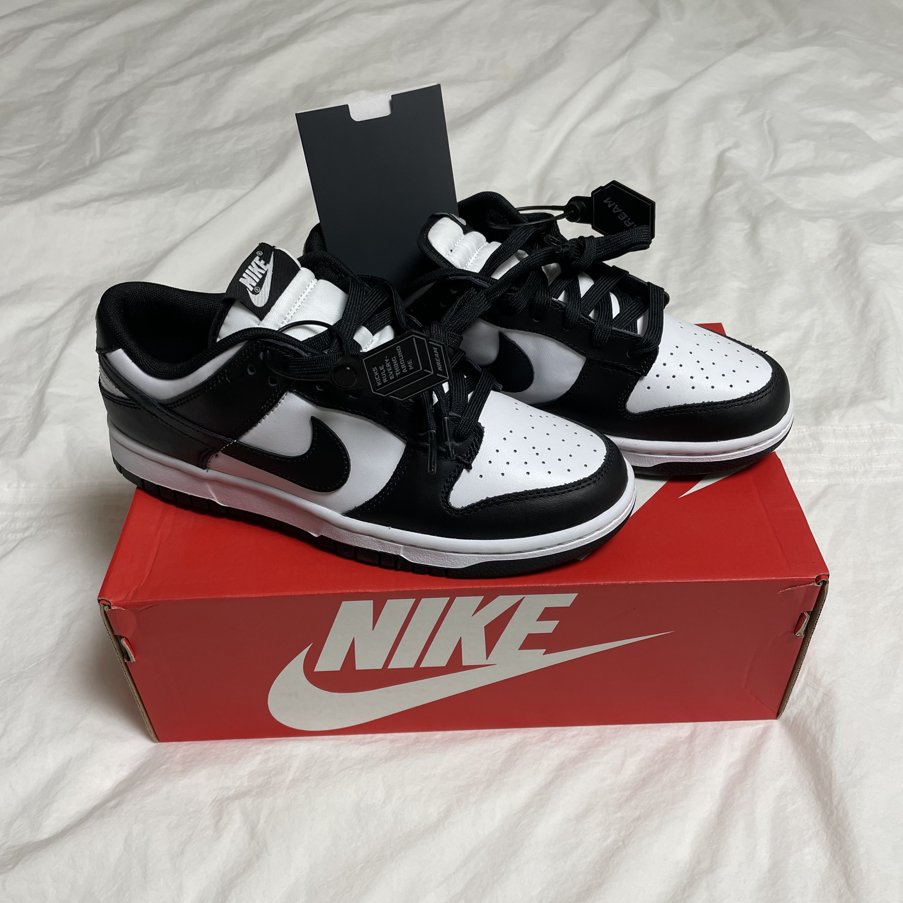 Nike Dunk Low Retro Black 착용 스타일