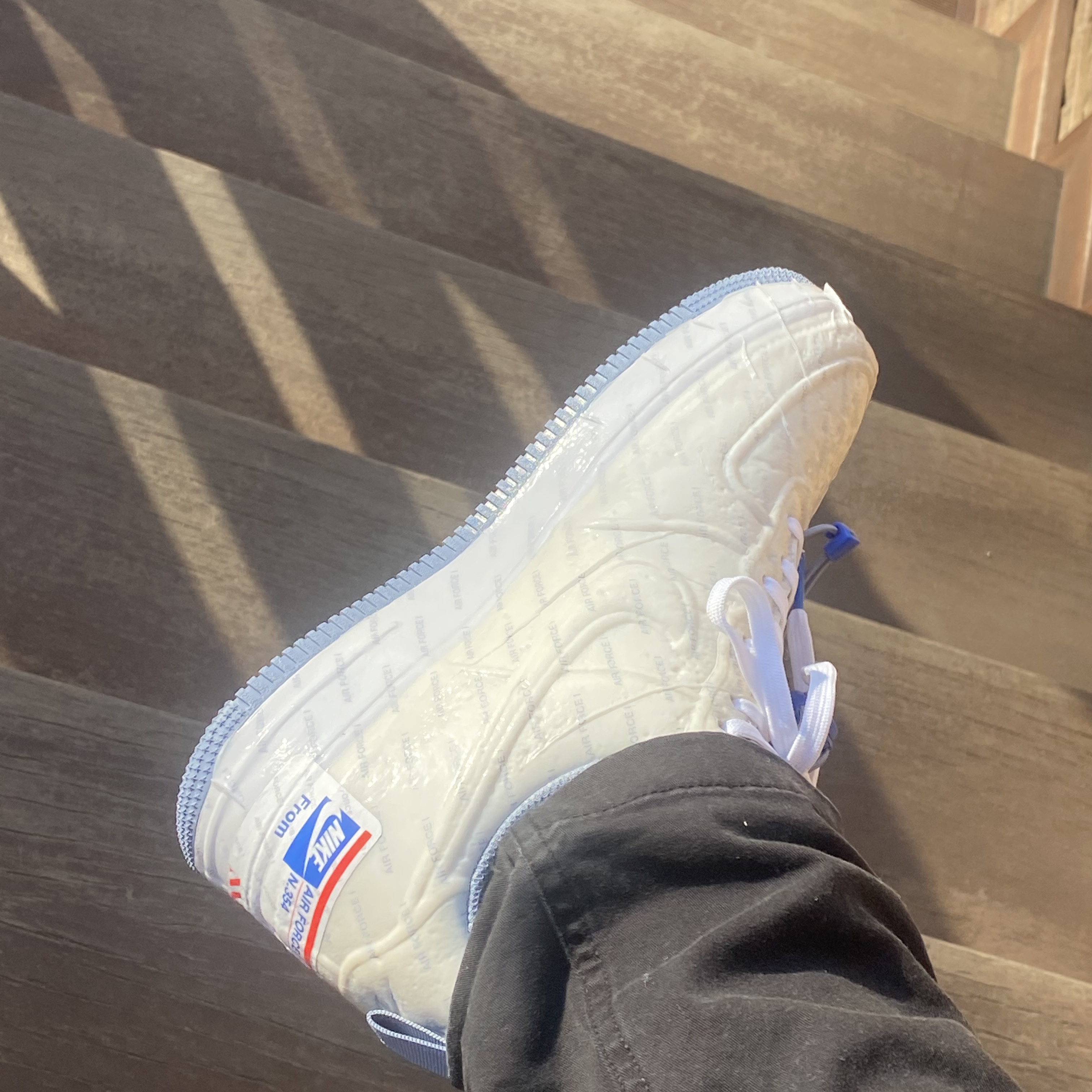 Nike Air Force 1 Low Experimental Postal Ghost 착용 스타일
