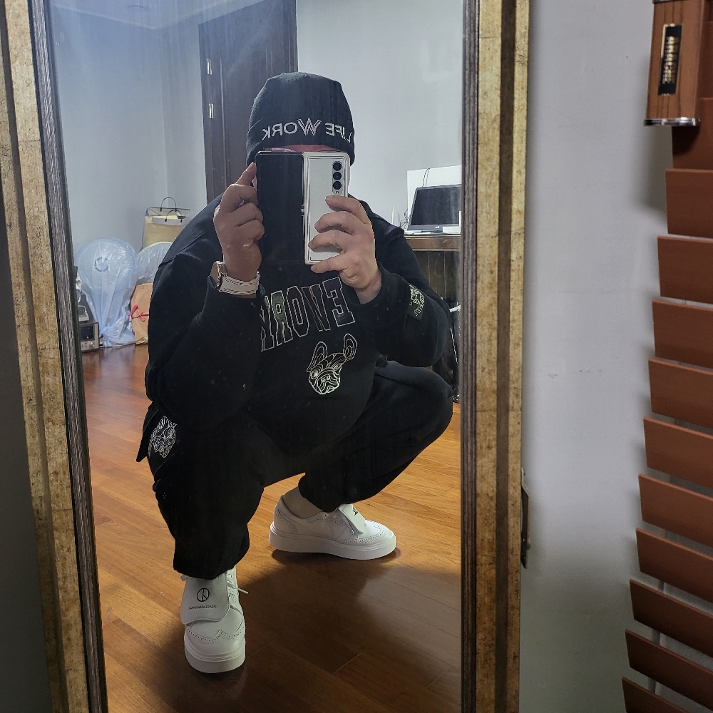 KREAM 프로필 이미지