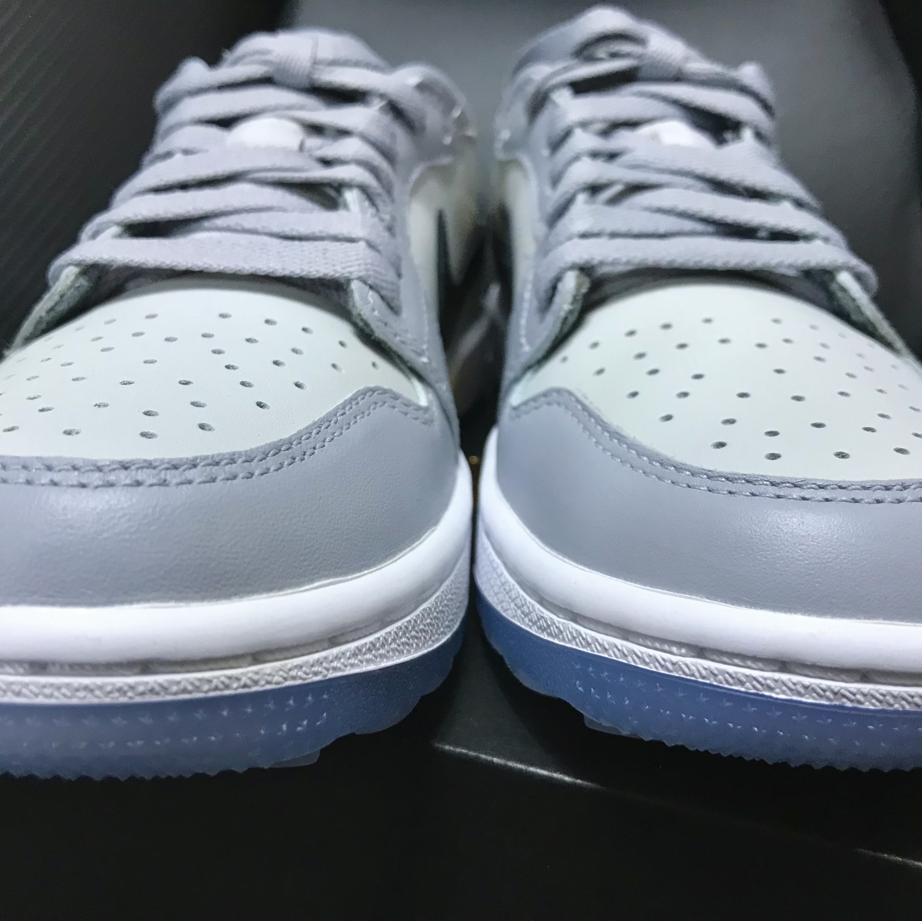 Jordan 1 Low Golf Wolf Grey 착용 스타일 - 4