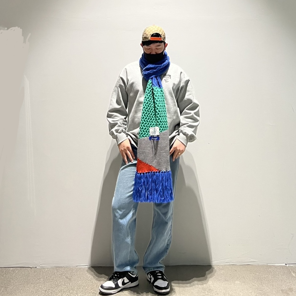 Ader Error x Zara Scarf Blue, Nike Dunk Low Retro Black 착용 스타일