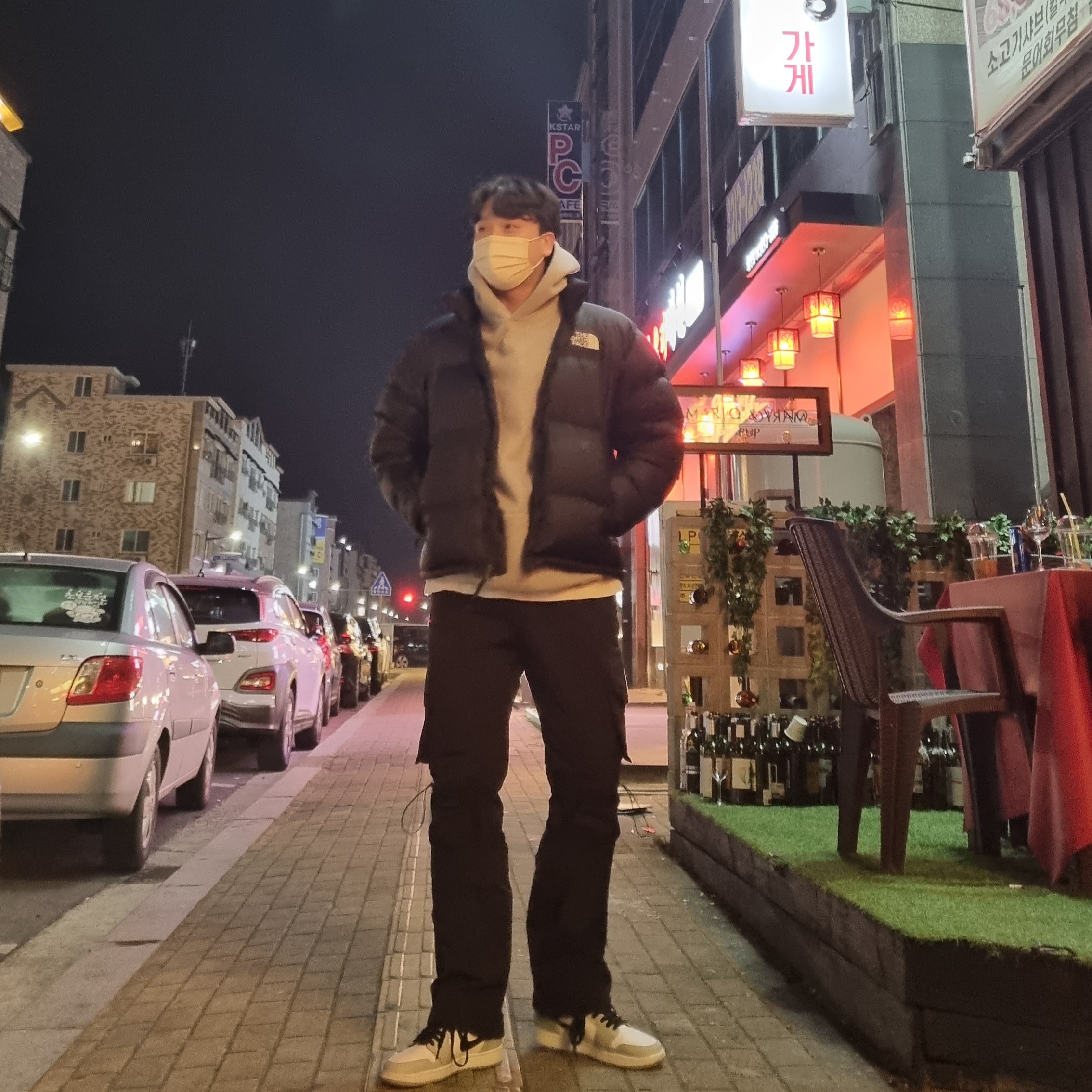 Jordan 1 Mid Light Smoke Grey, IAB Studio x Hyundai Mobis Hoodie 착용 스타일 - 1