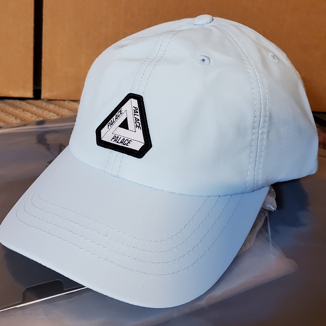 Palace Tri-Ferg Patch Shell 6-Panel Light Blue - 21FW 착용 스타일