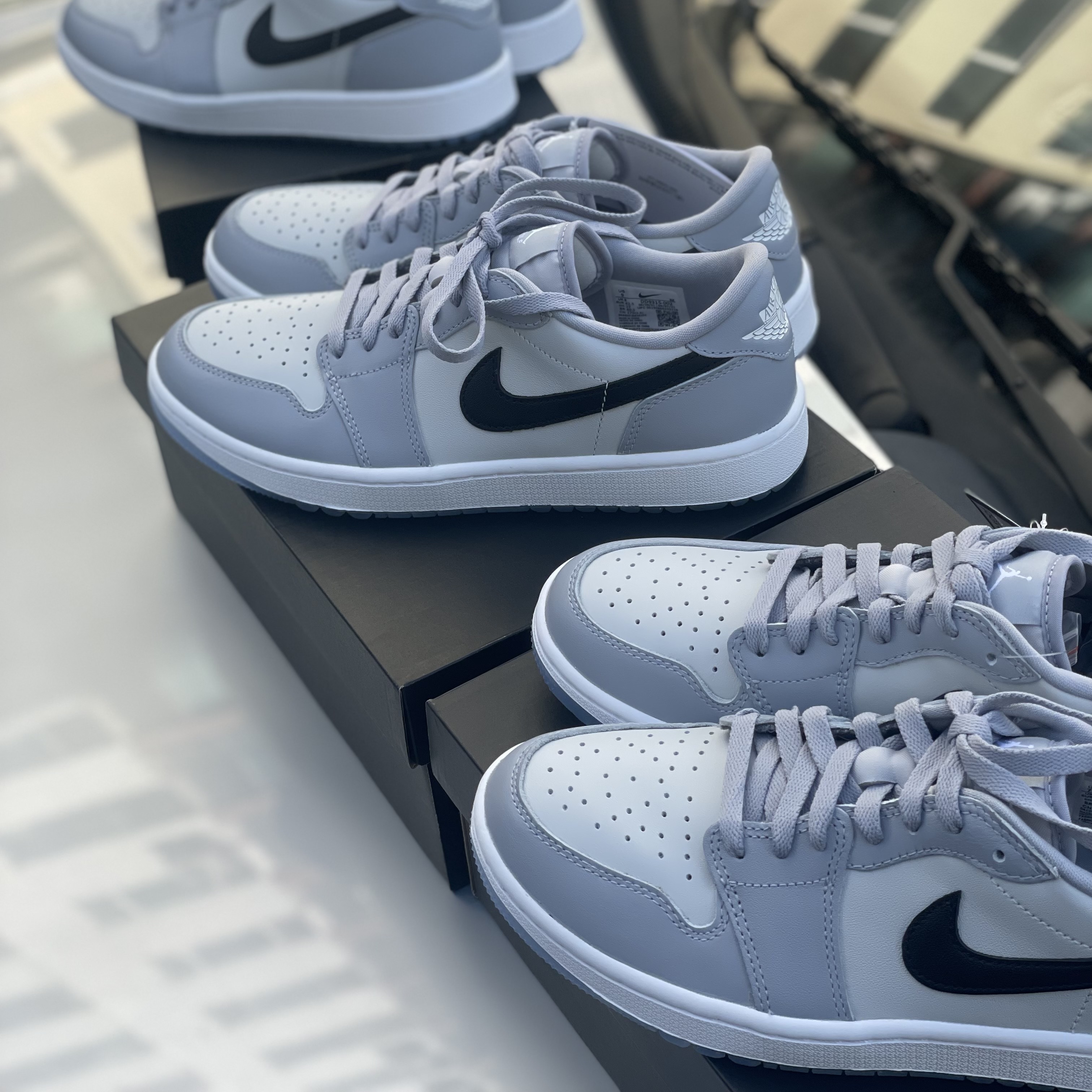 Jordan 1 Low Golf Wolf Grey 착용 스타일 - 1