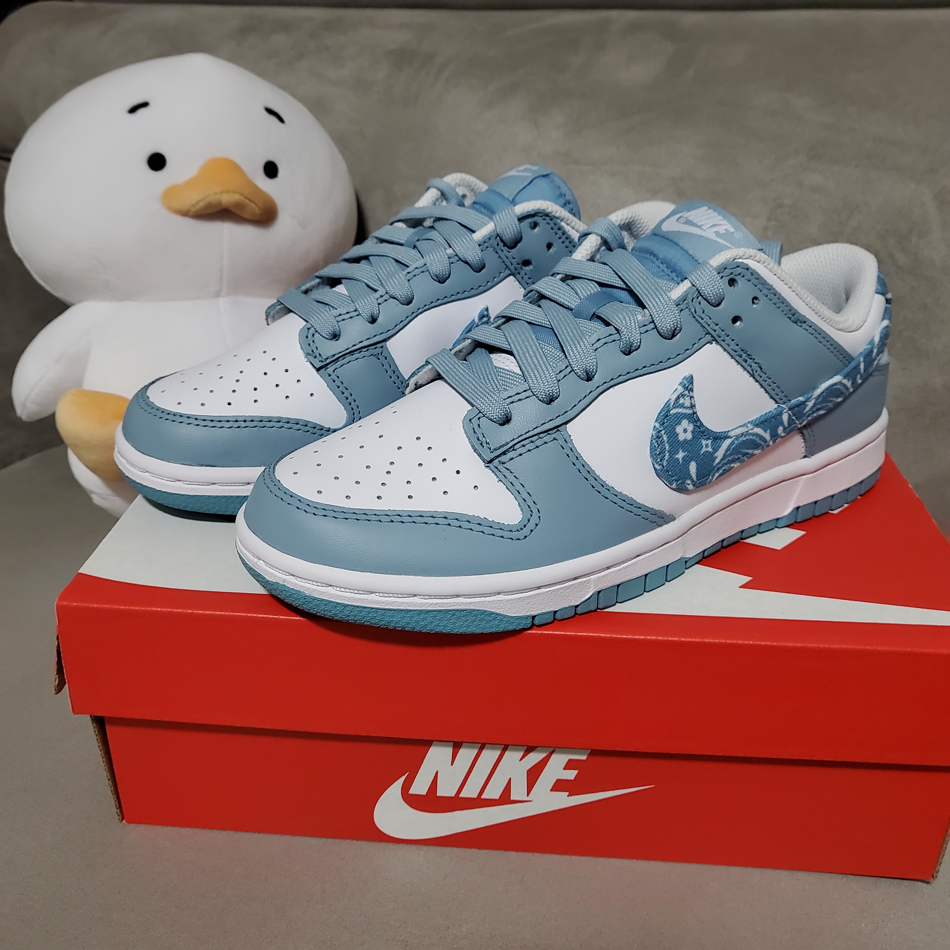 (W) Nike Dunk Low Essential Blue Paisley 착용 스타일