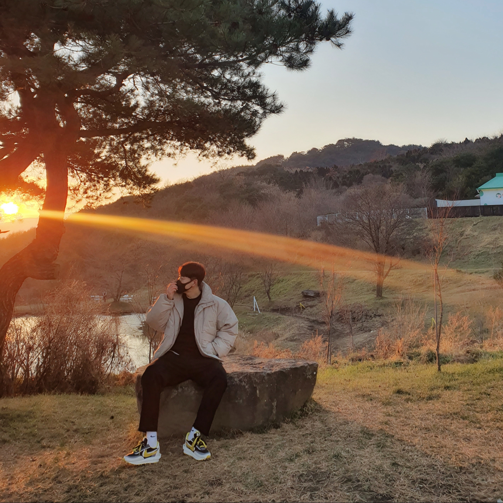 Nike x Sacai x Undercover LDWaffle Black Bright Citron 착용 스타일
